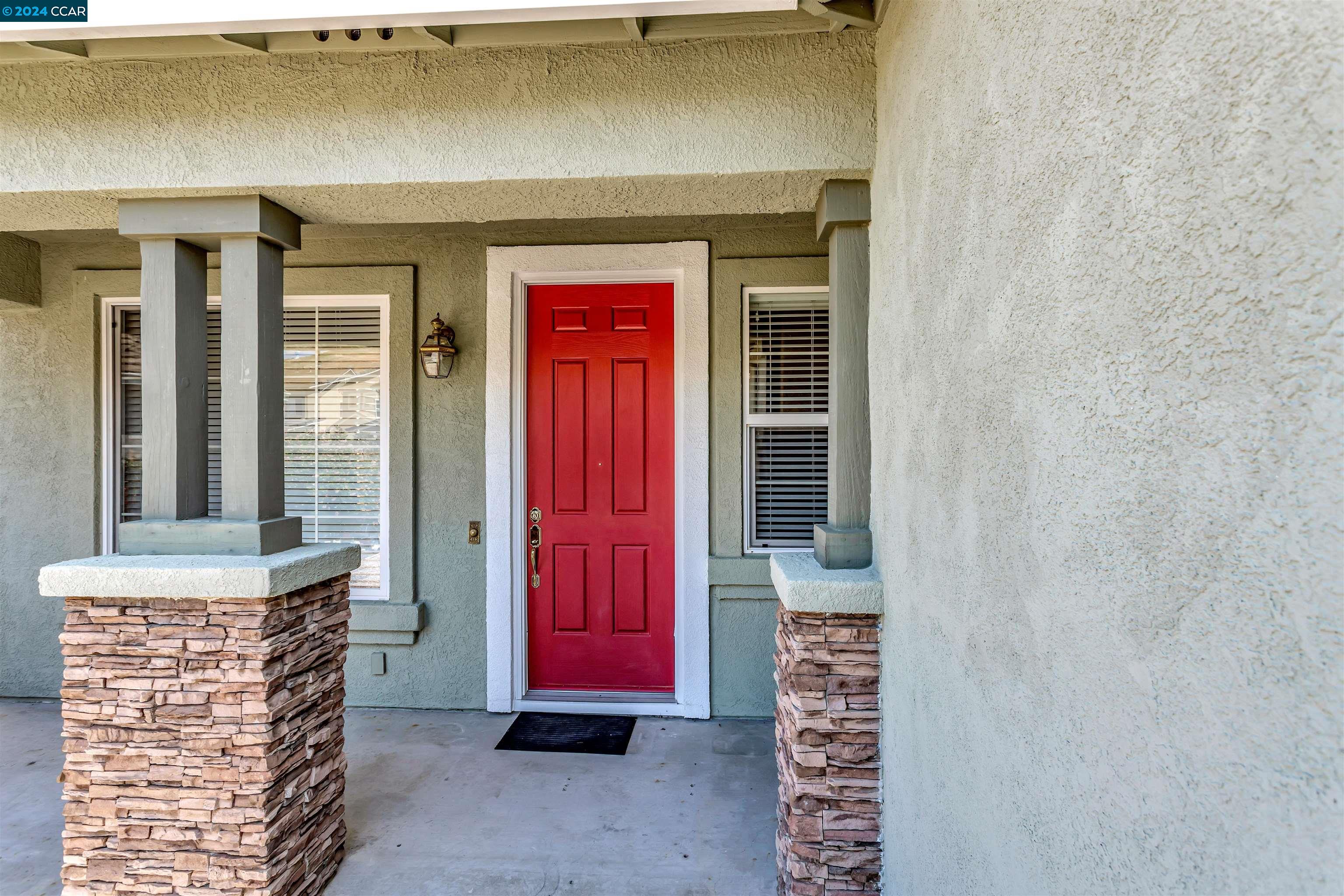 2385 Fieldgate Dr
