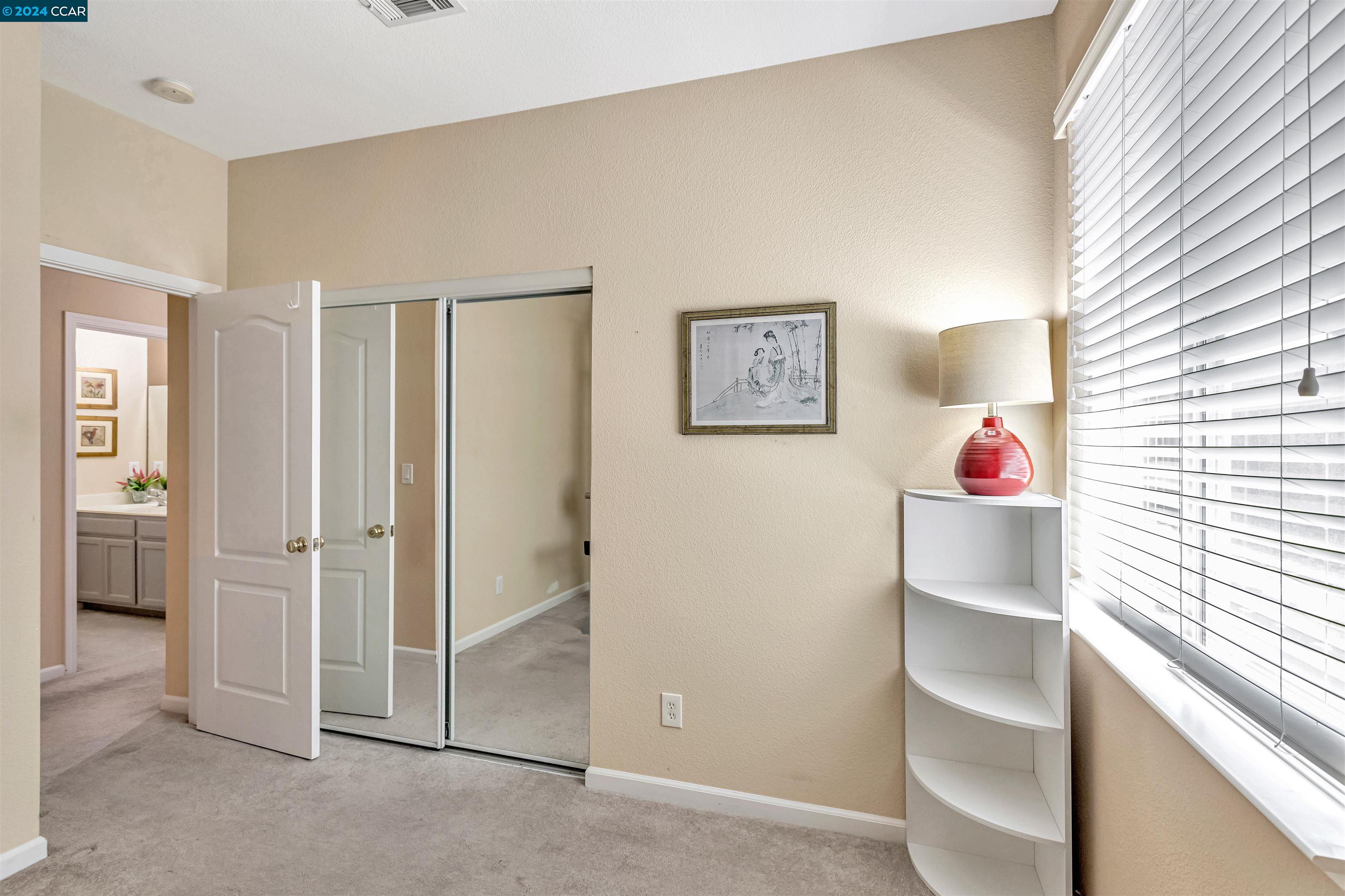 2385 Fieldgate Dr