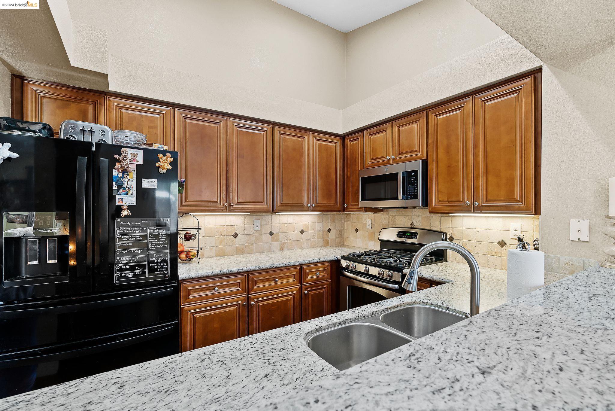 36 Haystack Ct