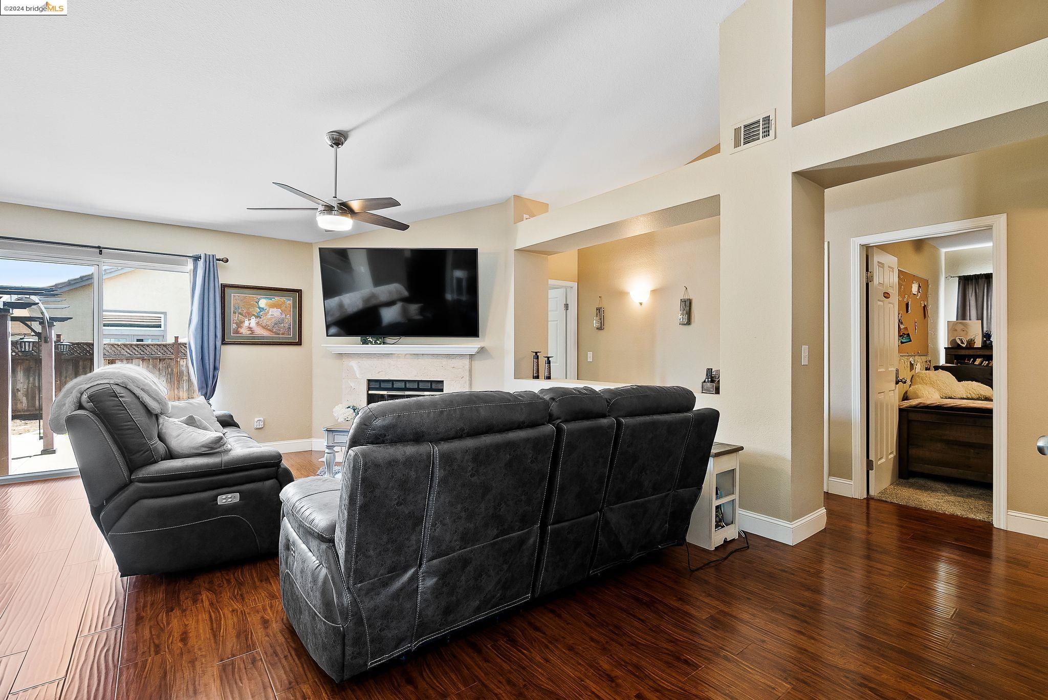 36 Haystack Ct