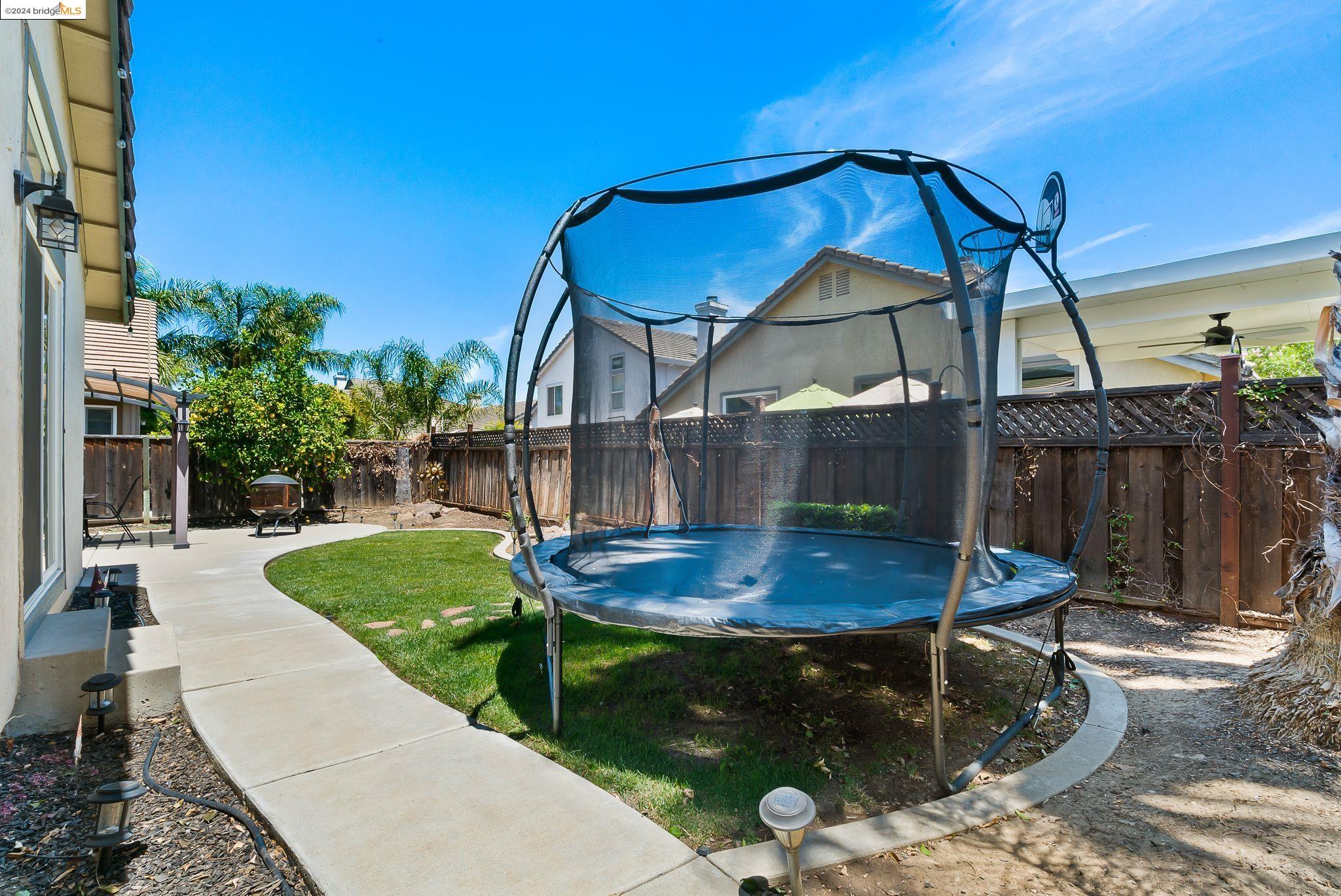 36 Haystack Ct