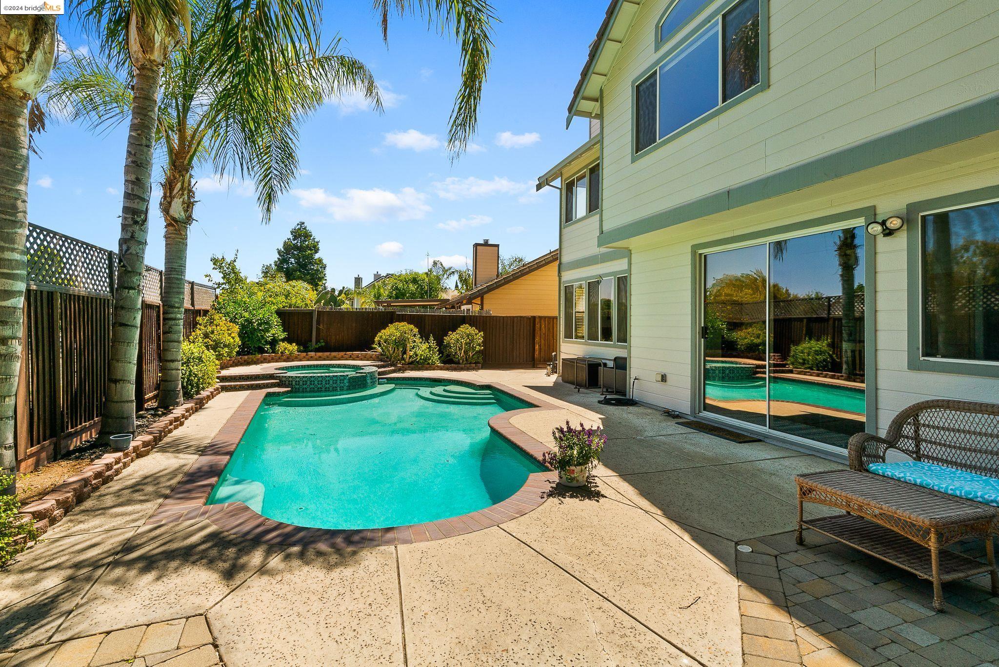 763 Canyonwood Ct