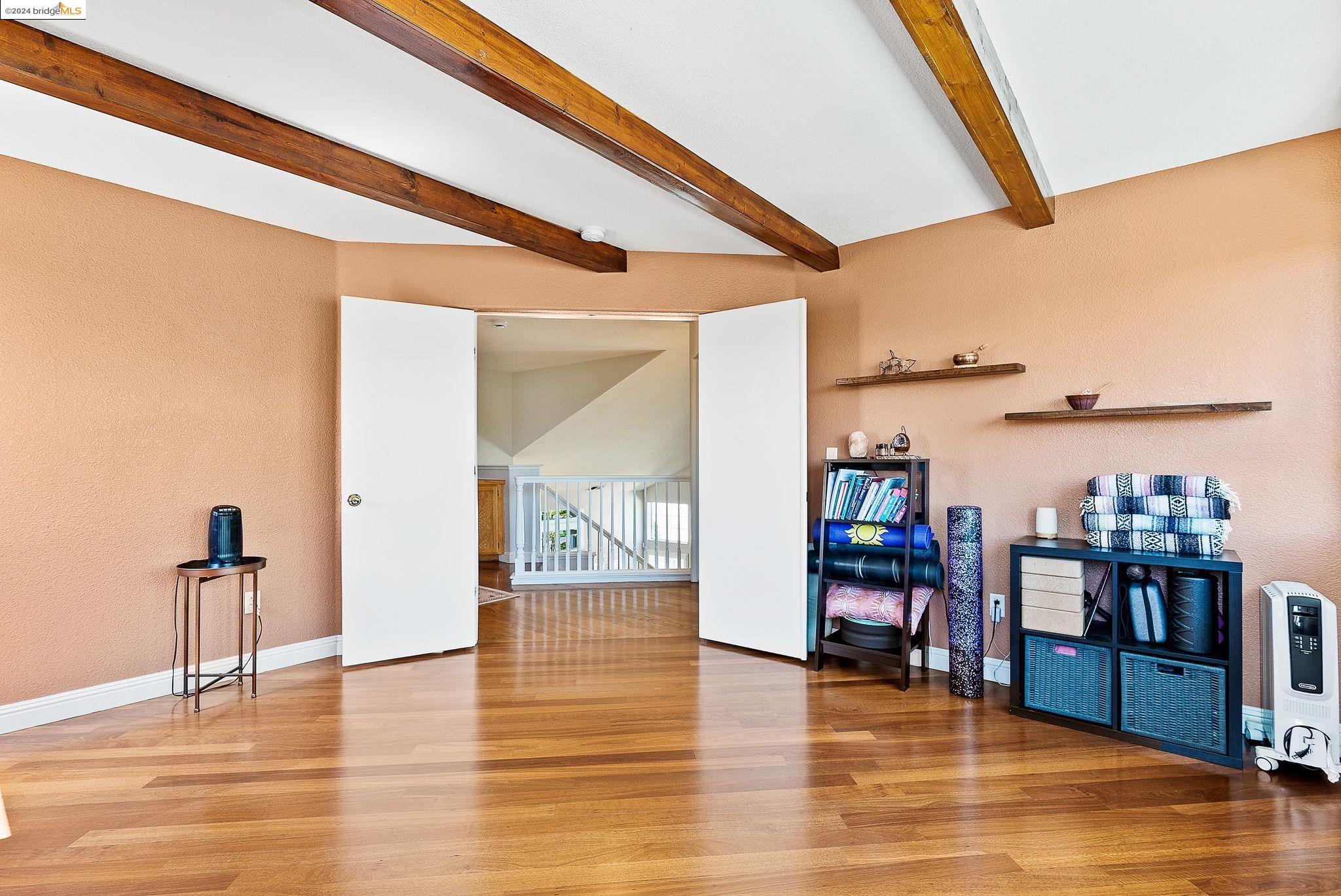 763 Canyonwood Ct