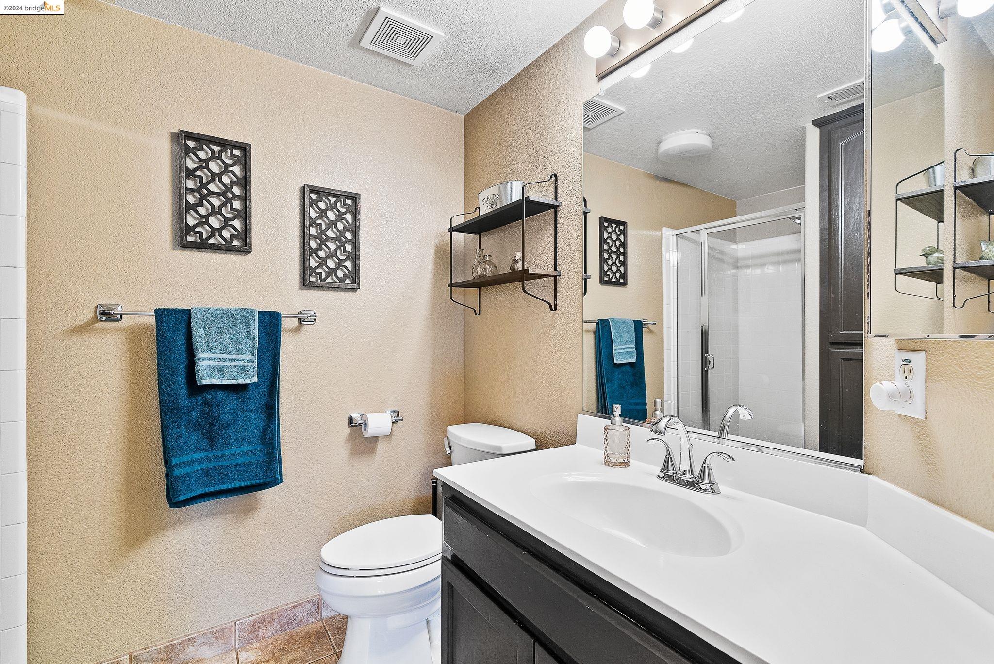 763 Canyonwood Ct