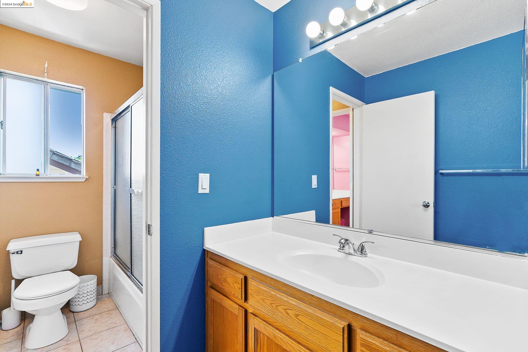 763 Canyonwood Ct