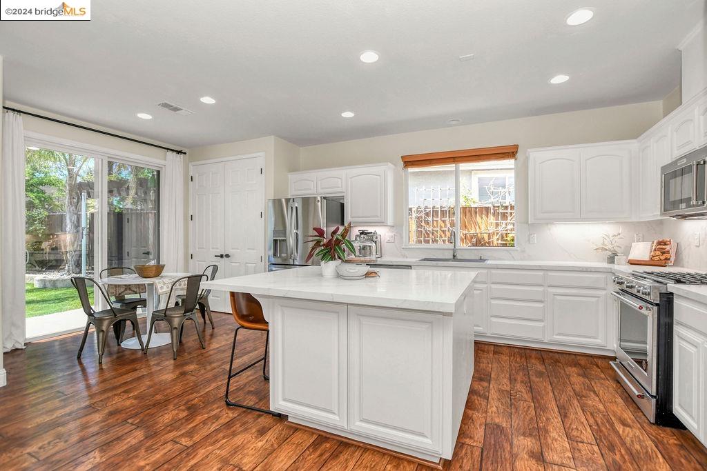 132 Cottage Grove Dr