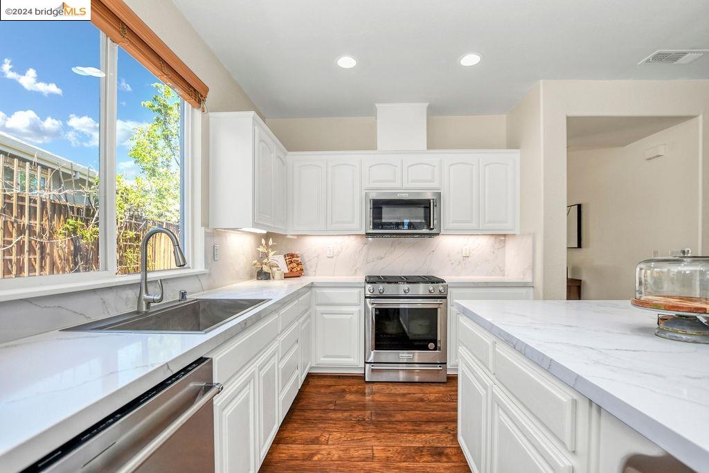 132 Cottage Grove Dr