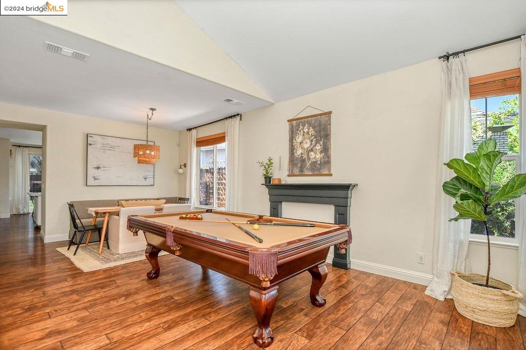 132 Cottage Grove Dr