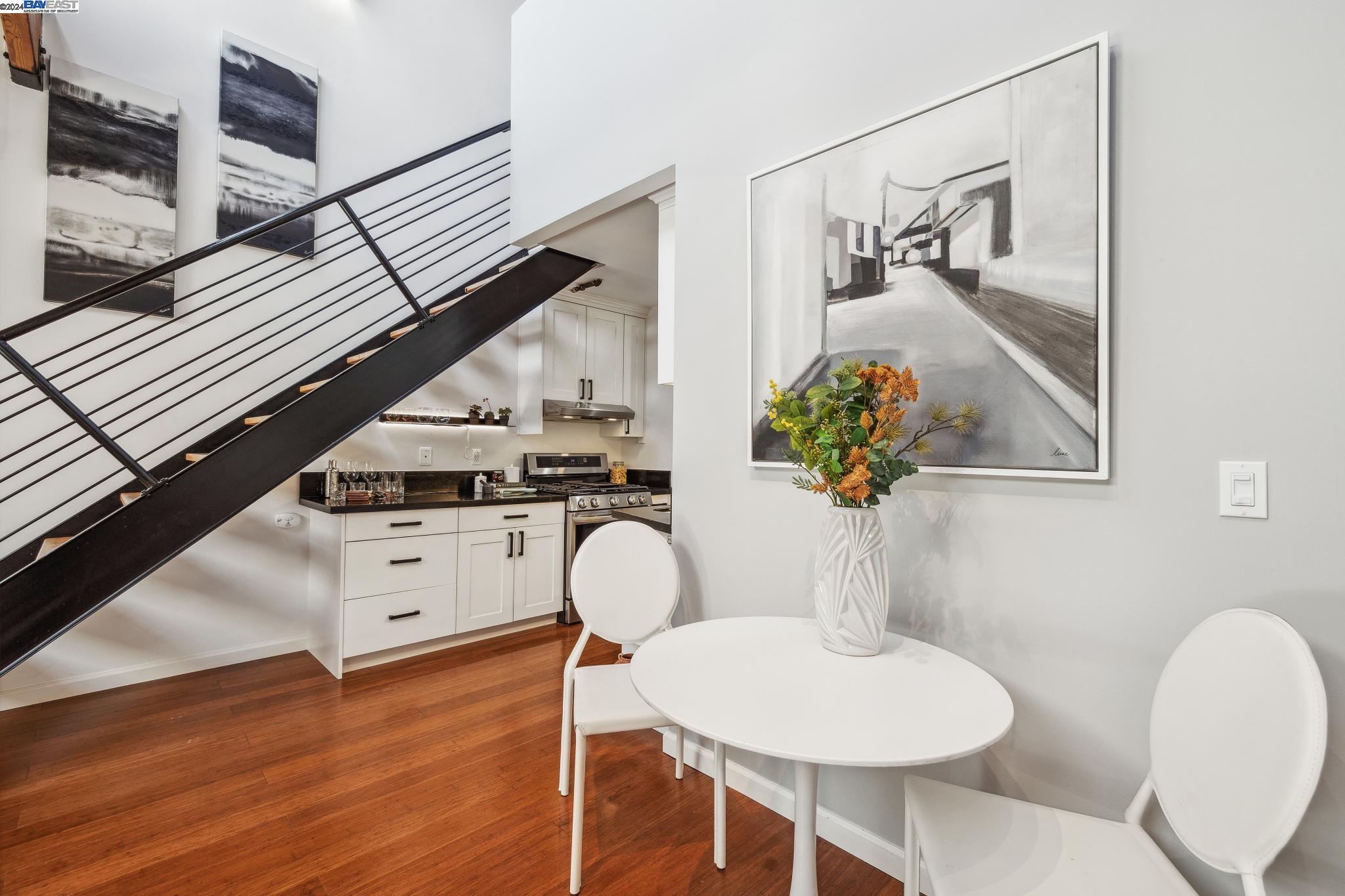1250 Powell St # 9