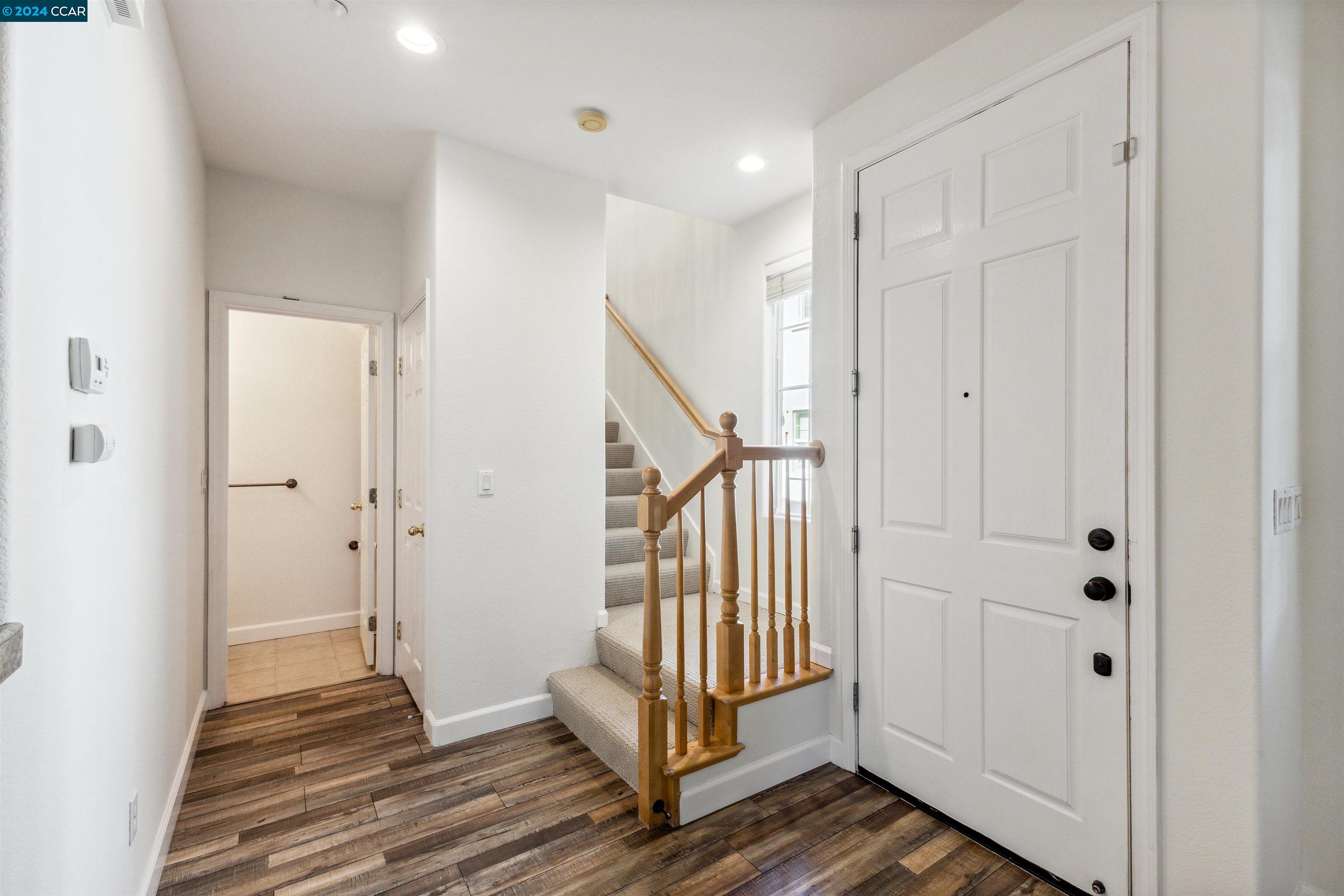 227 Washington Dr