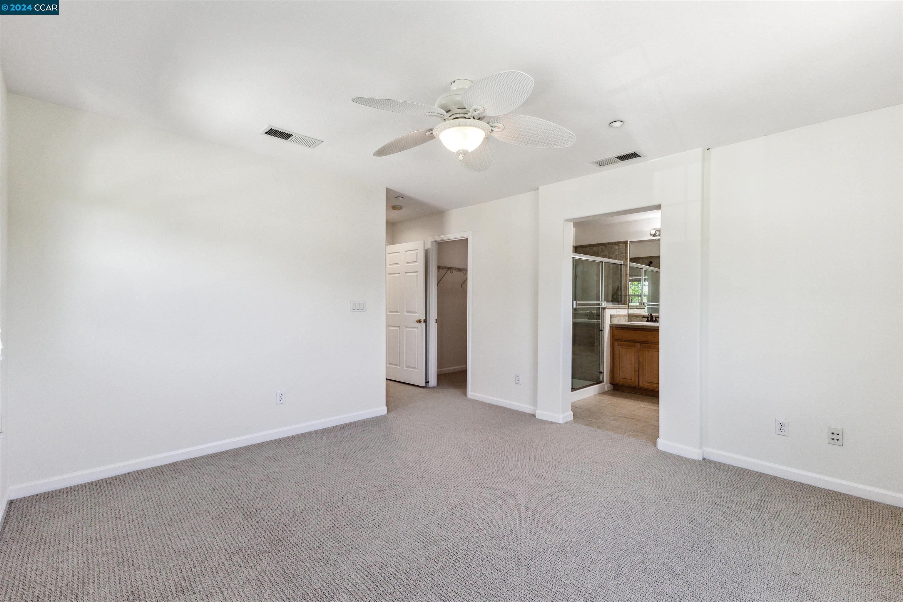 227 Washington Dr
