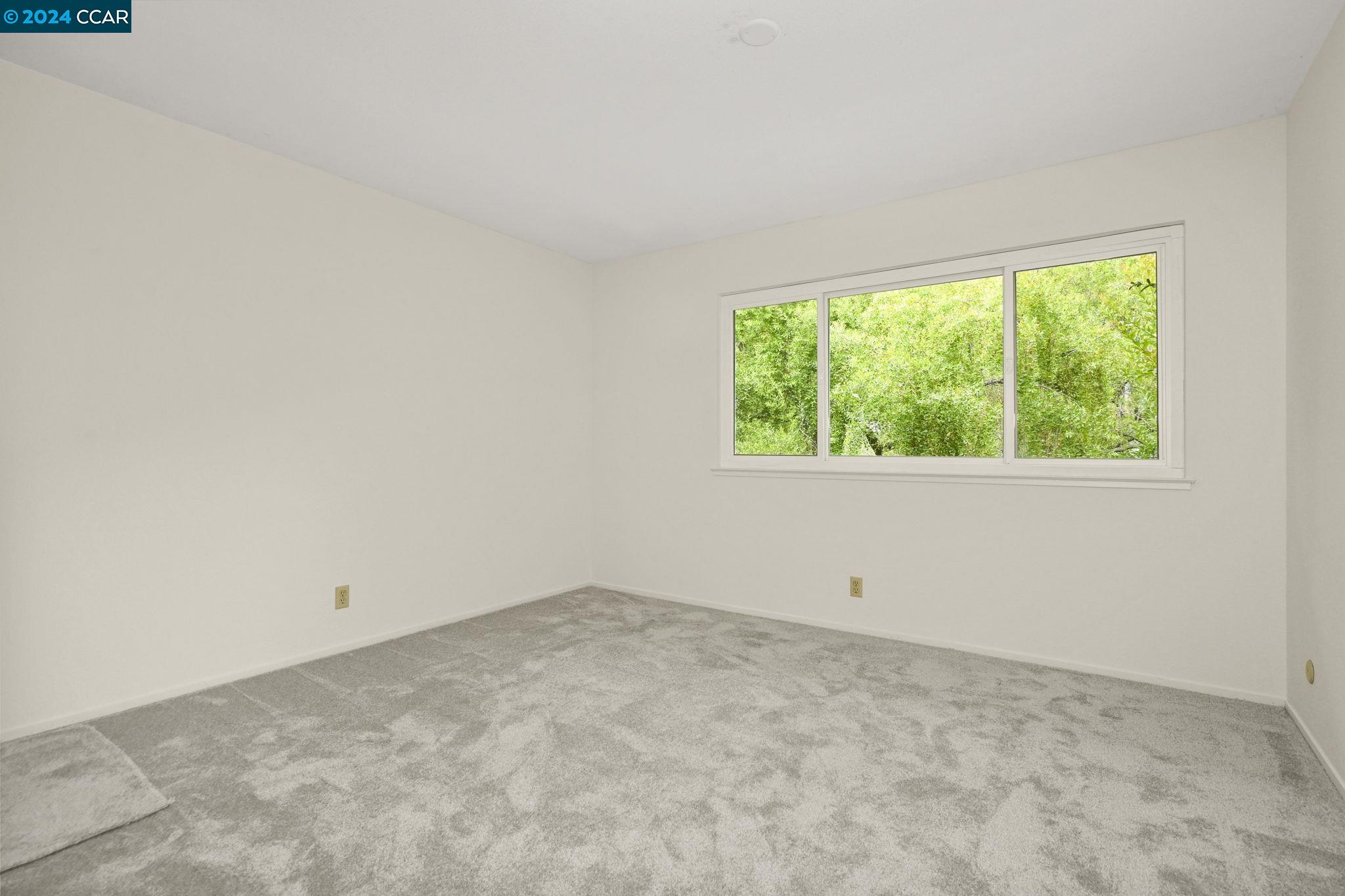 122 Summerside Cir