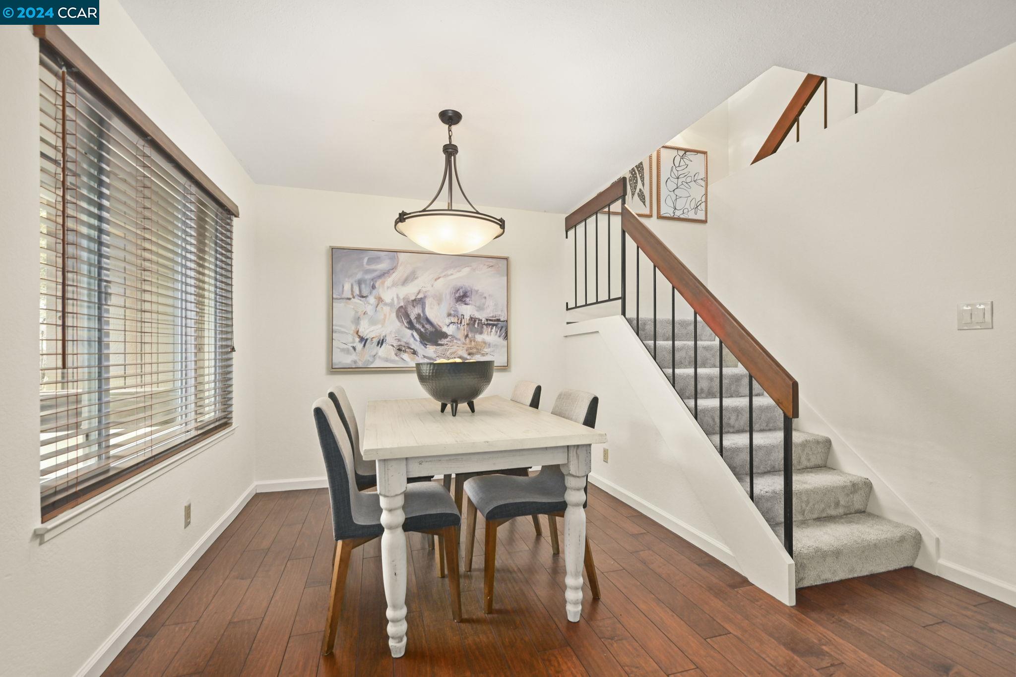 122 Summerside Cir