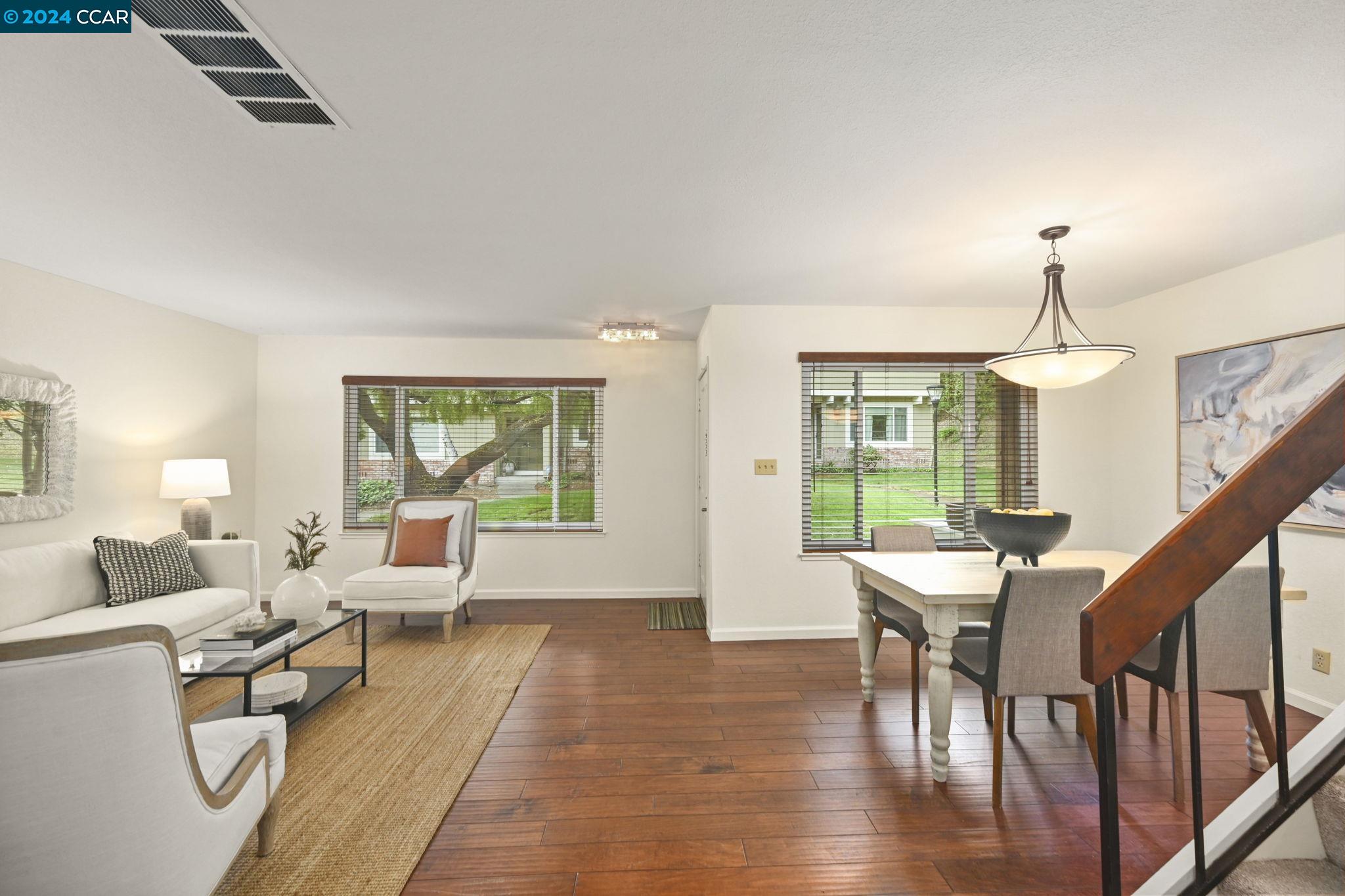 122 Summerside Cir
