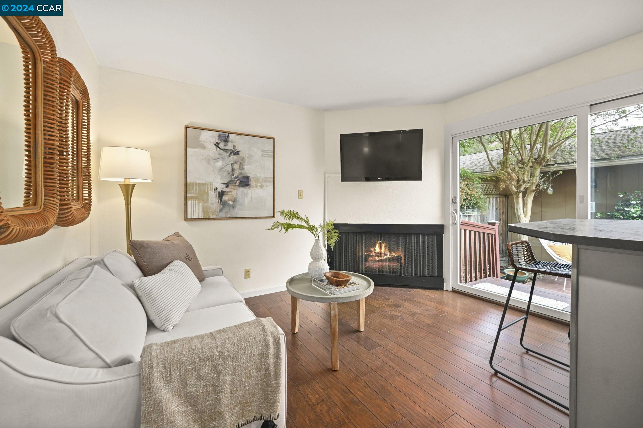 122 Summerside Cir