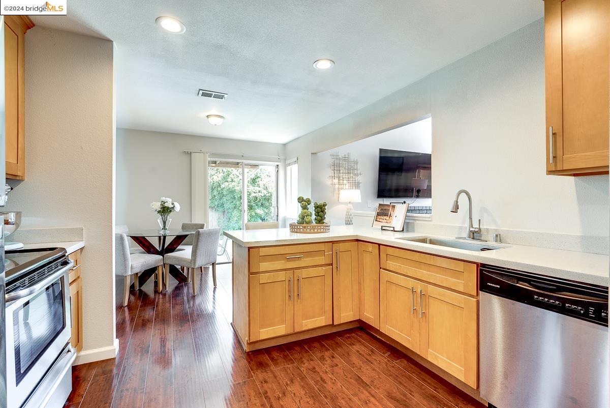 450 Almondtree Cir