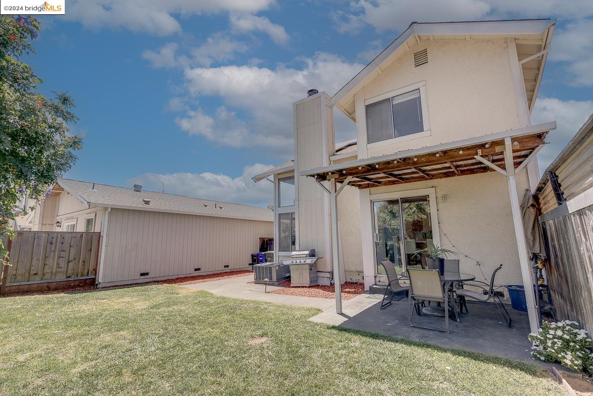 450 Almondtree Cir