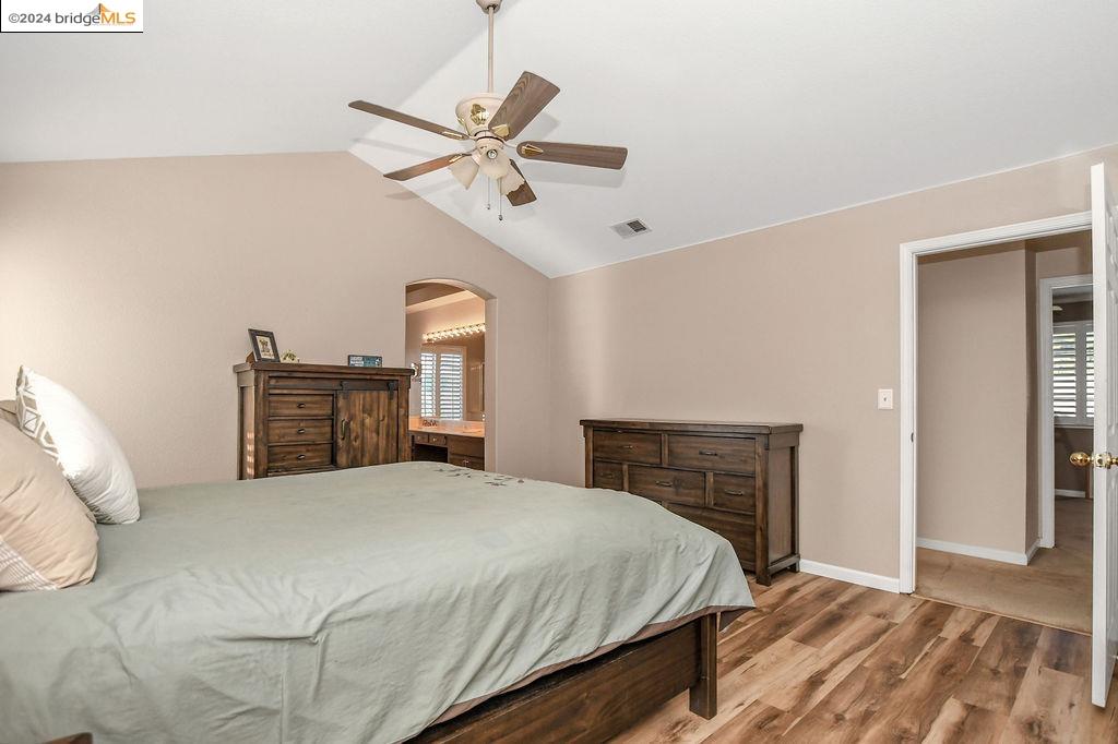 25 Jericho Ct