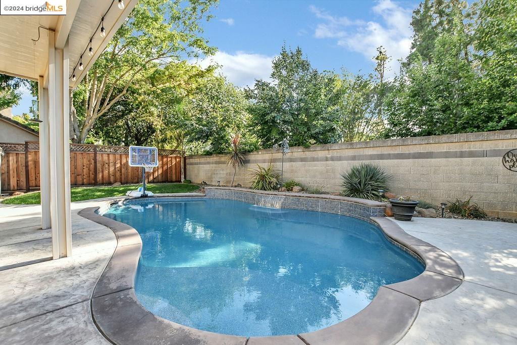 25 Jericho Ct