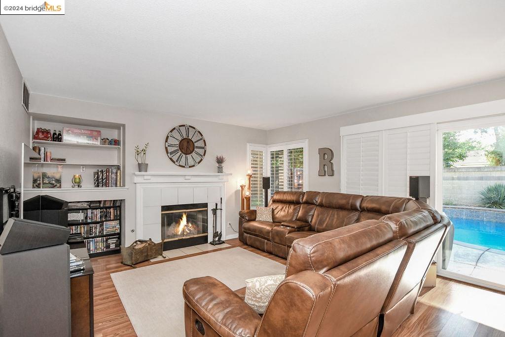 25 Jericho Ct