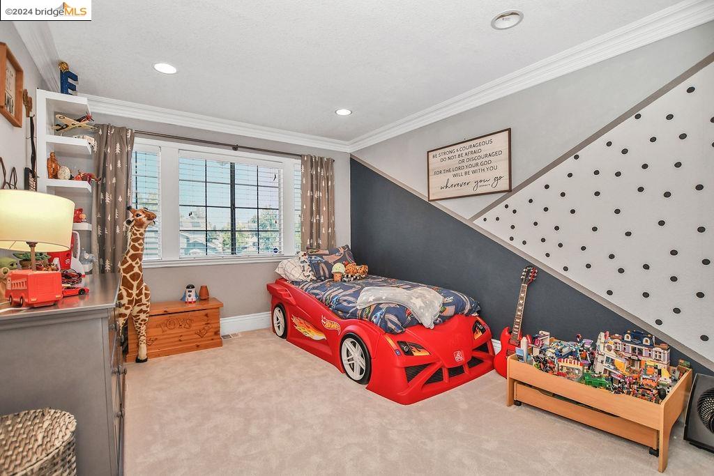 162 Pistachio Pl