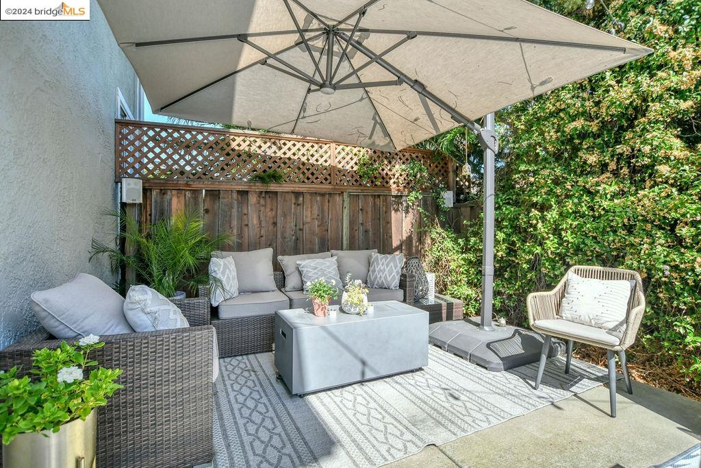 162 Pistachio Pl