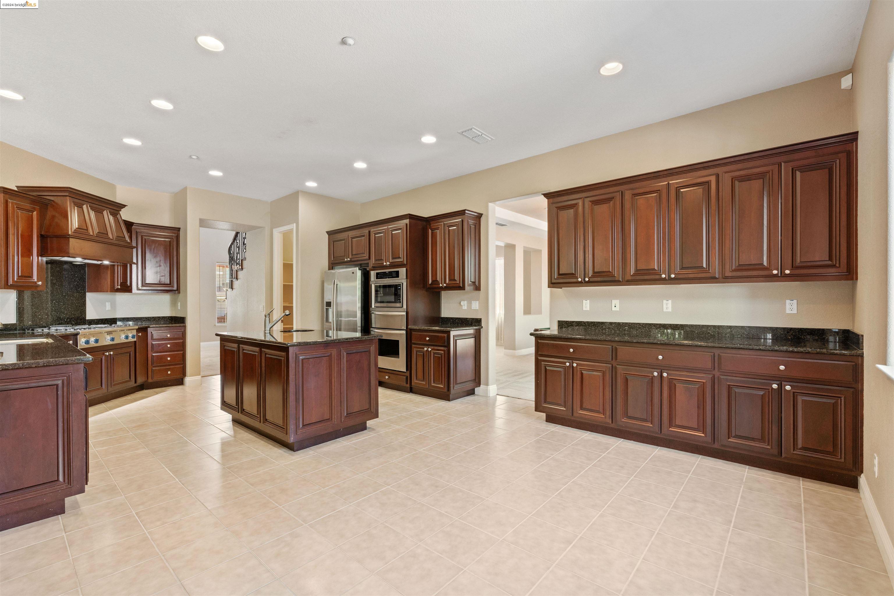 2854 Spanish Bay Dr