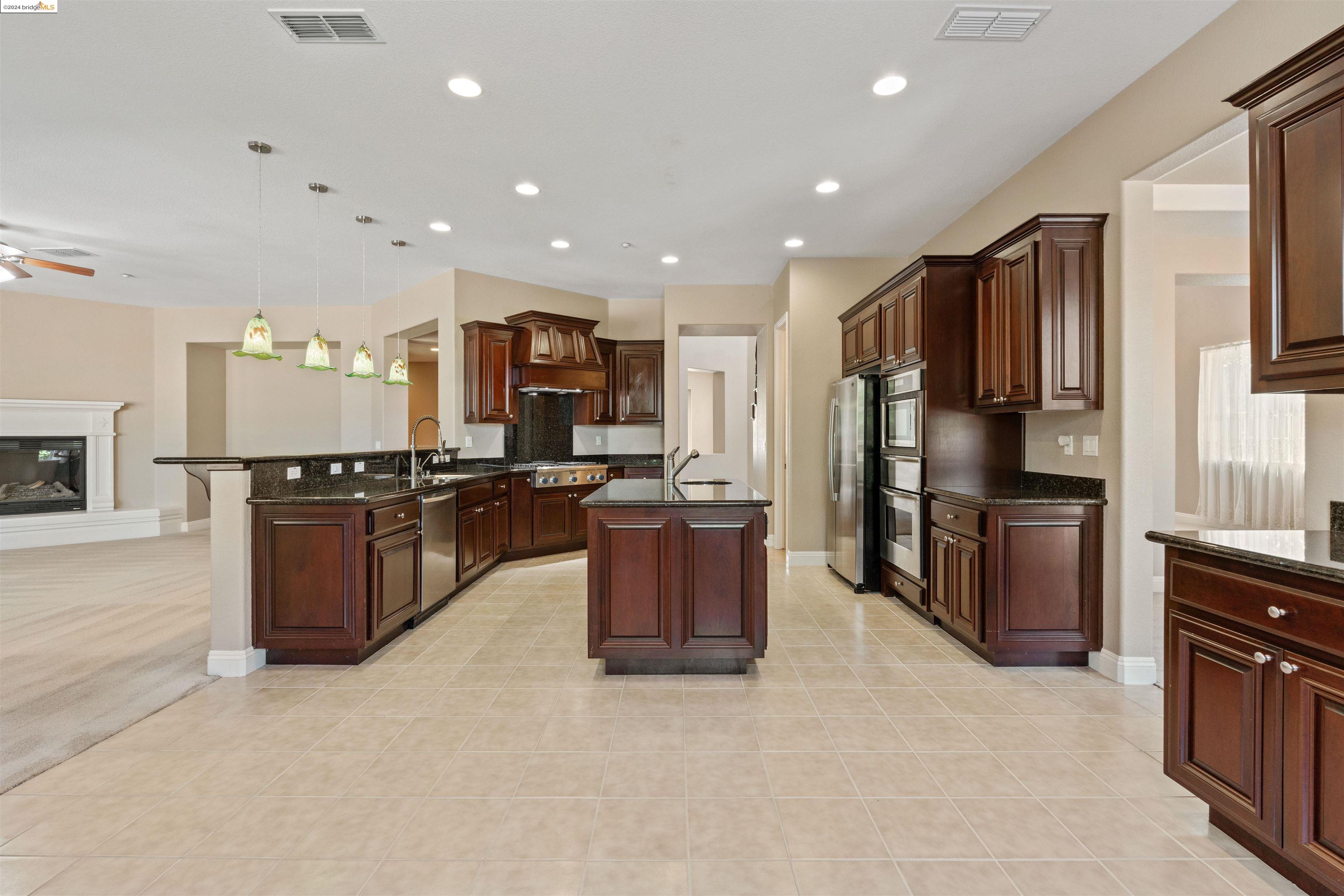 2854 Spanish Bay Dr