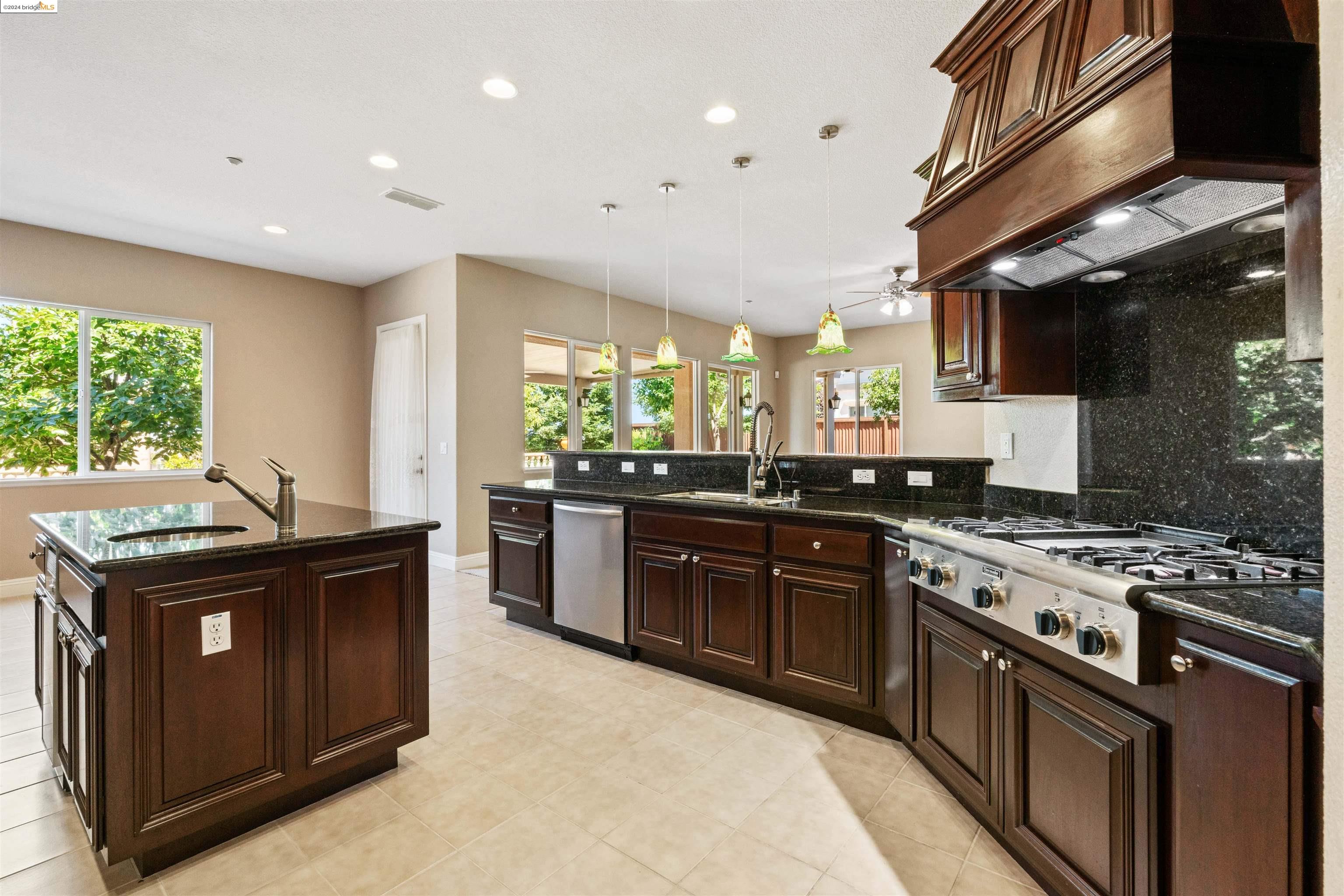 2854 Spanish Bay Dr