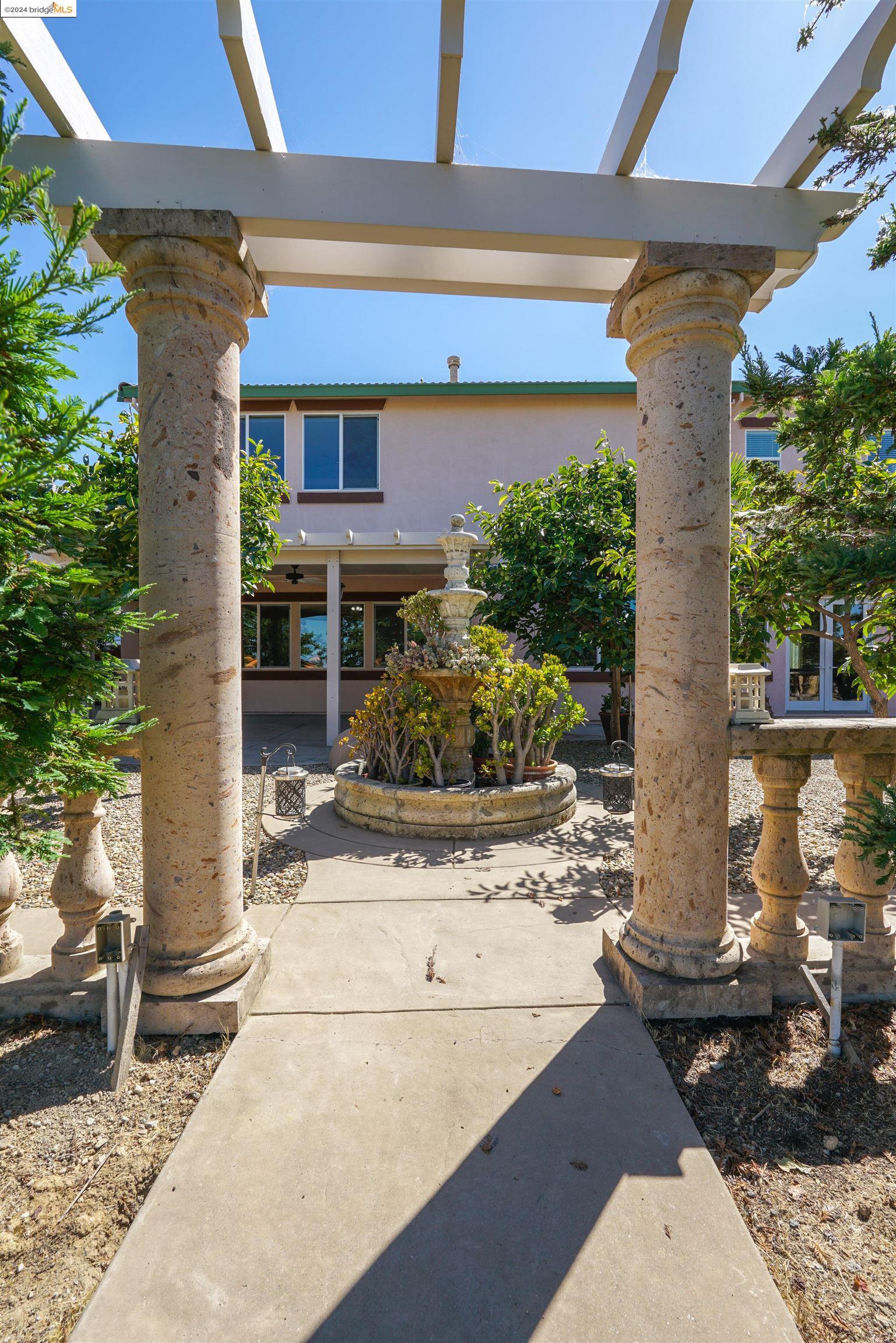 2854 Spanish Bay Dr