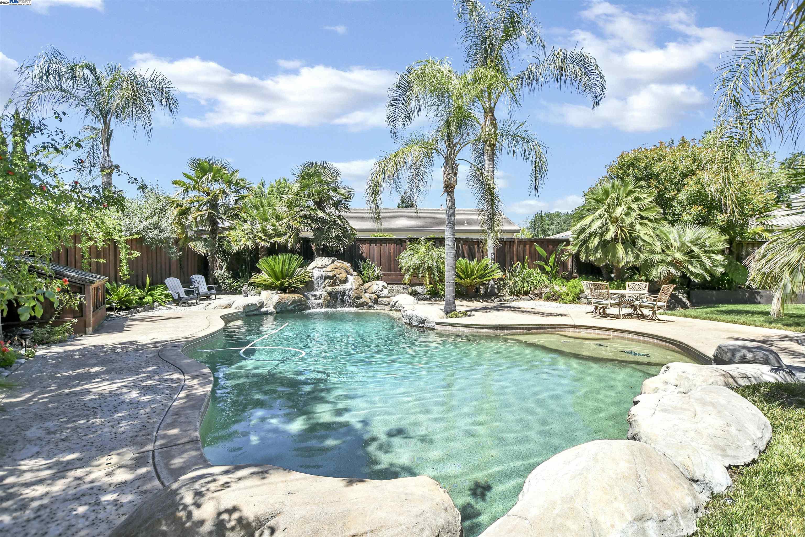 798 Crystal Garden Ct