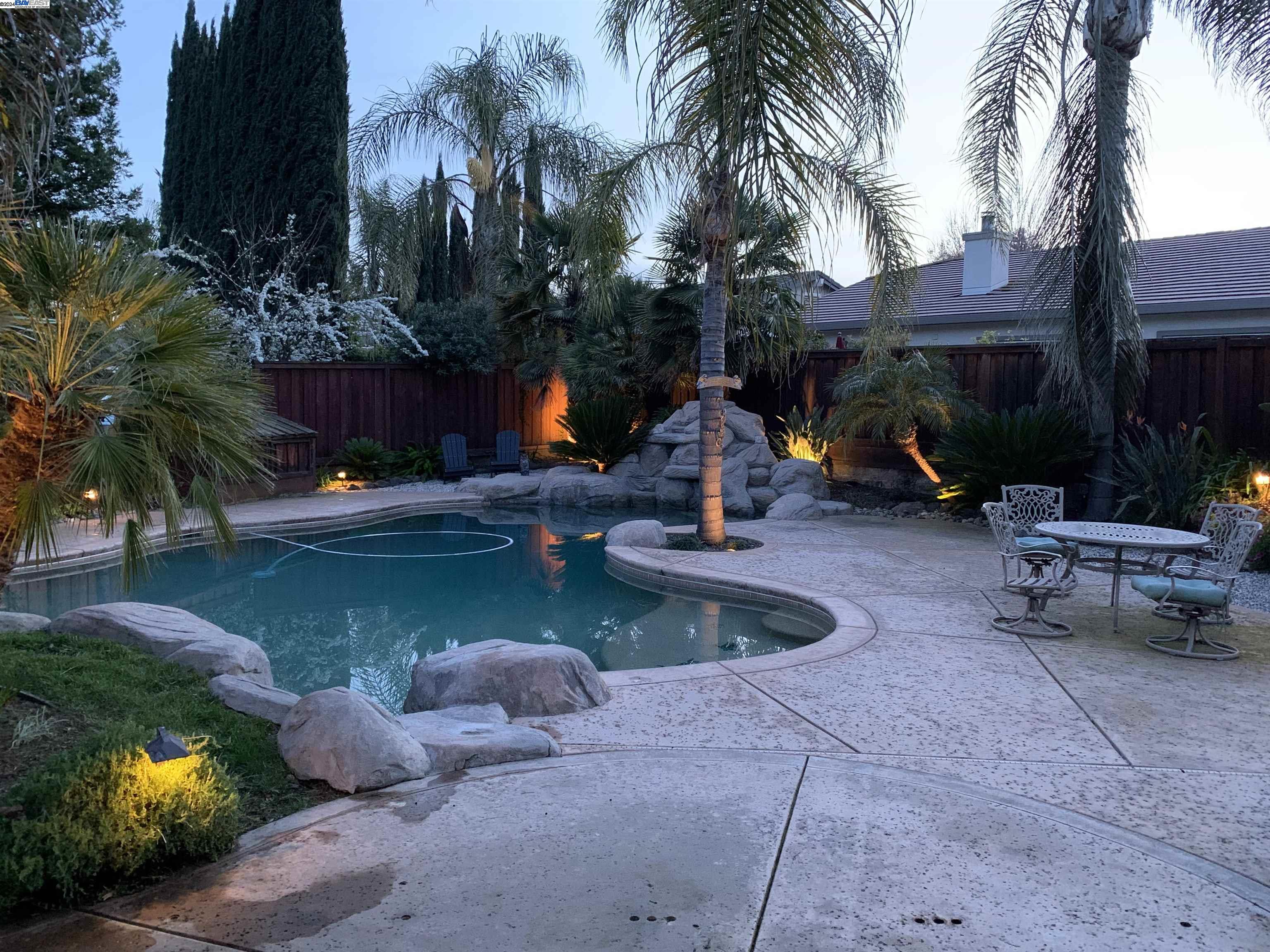 798 Crystal Garden Ct