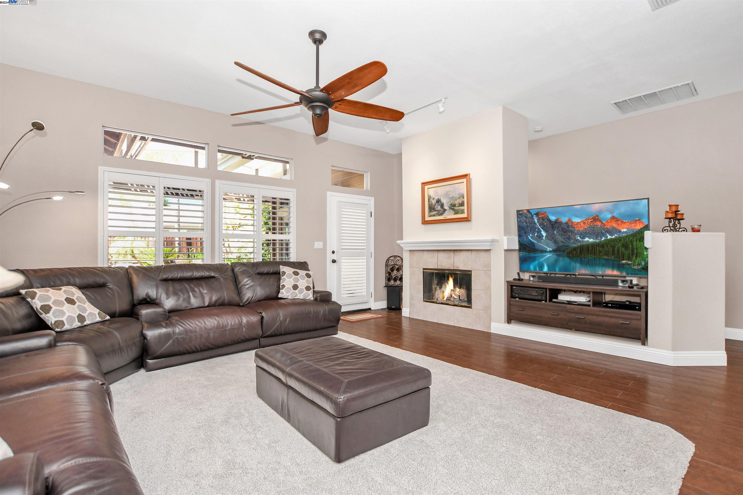 798 Crystal Garden Ct