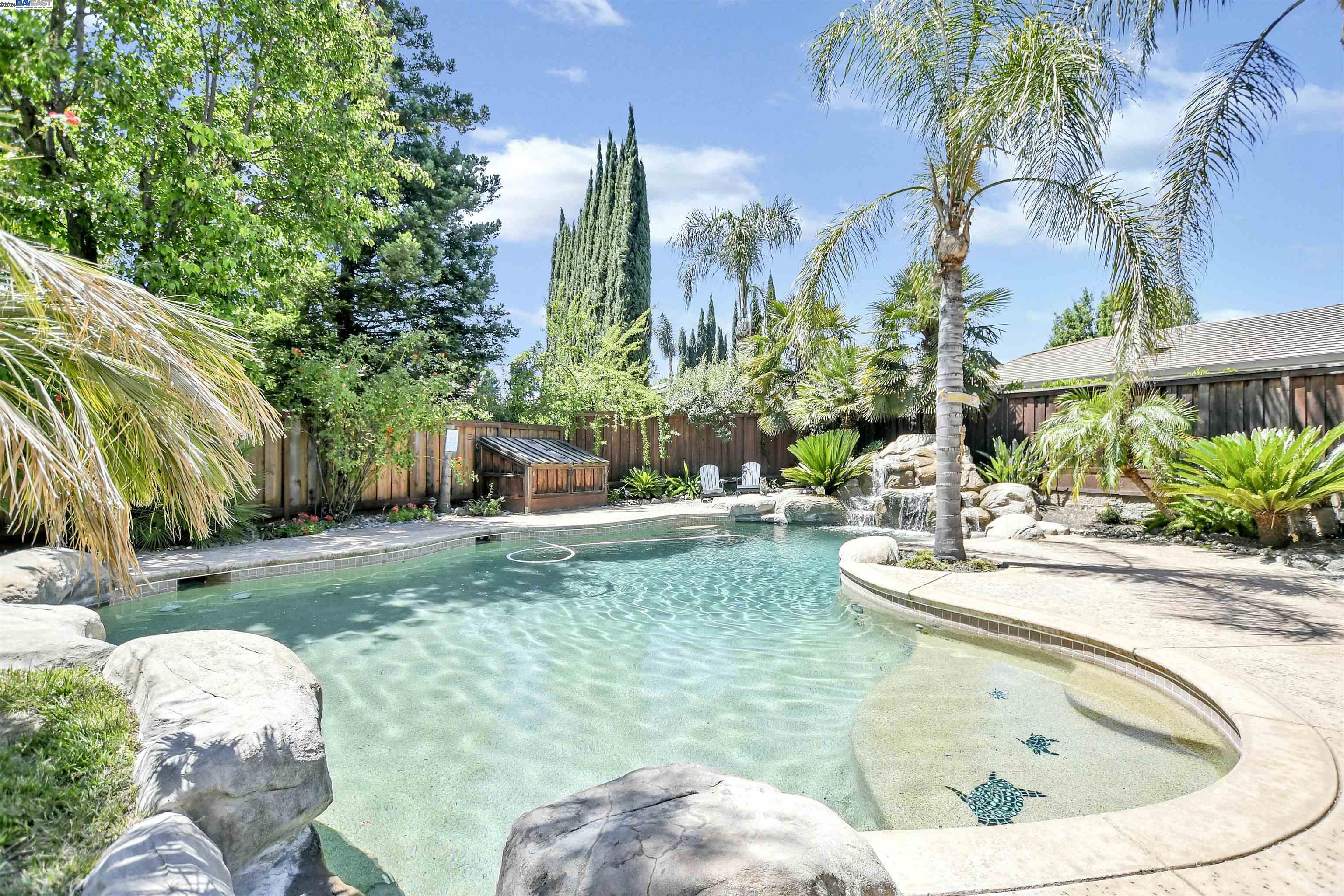 798 Crystal Garden Ct