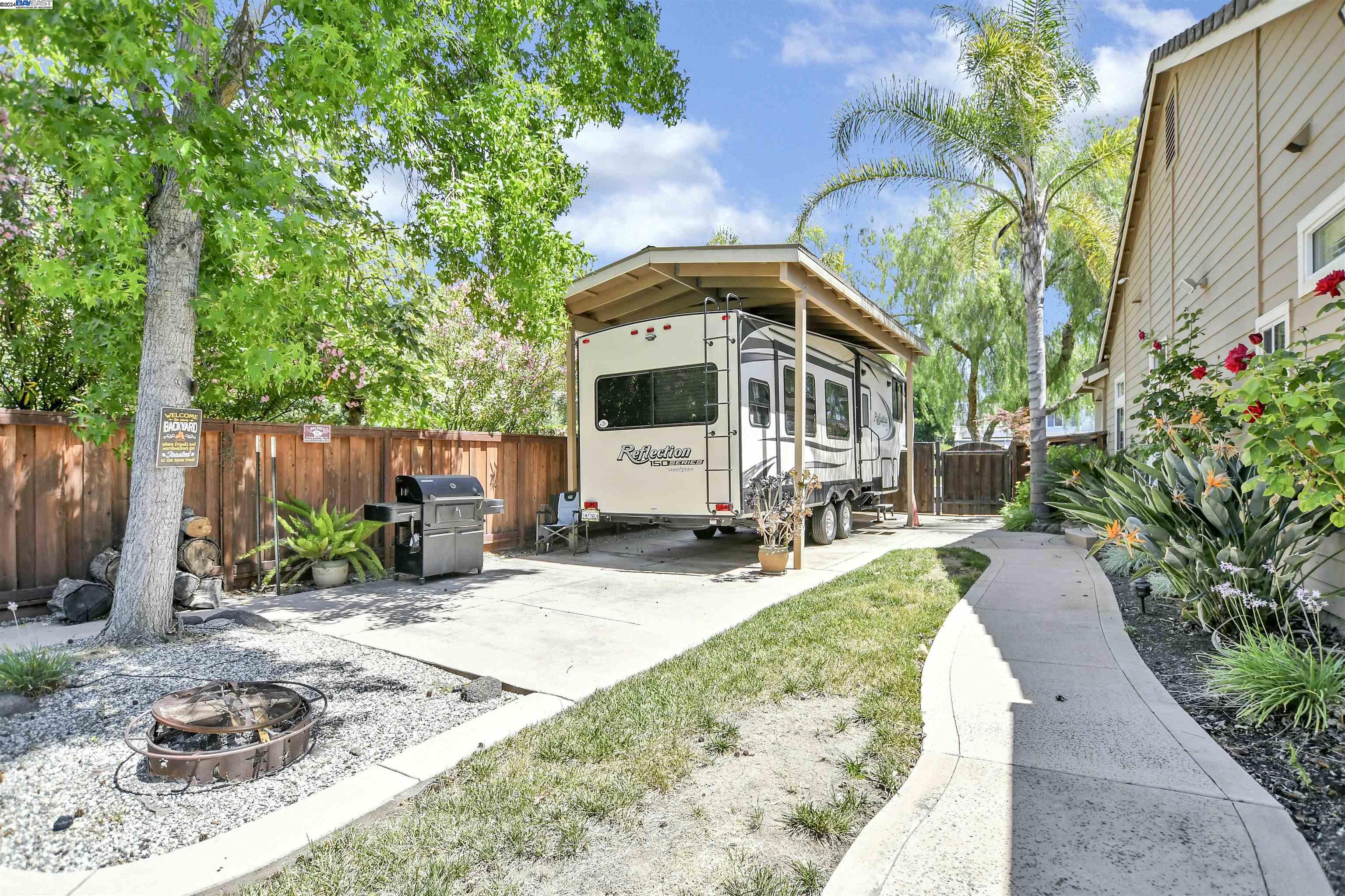 798 Crystal Garden Ct