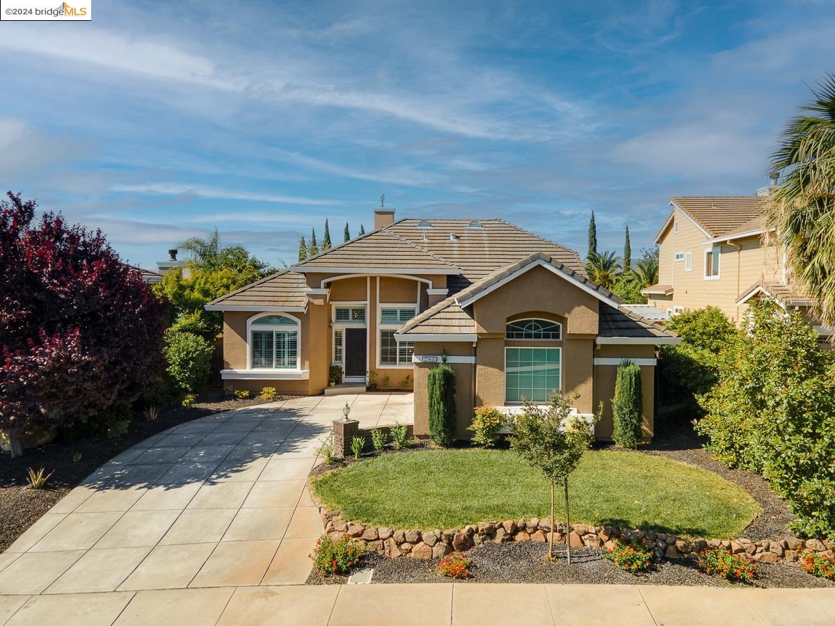 2568 Caddie Ct