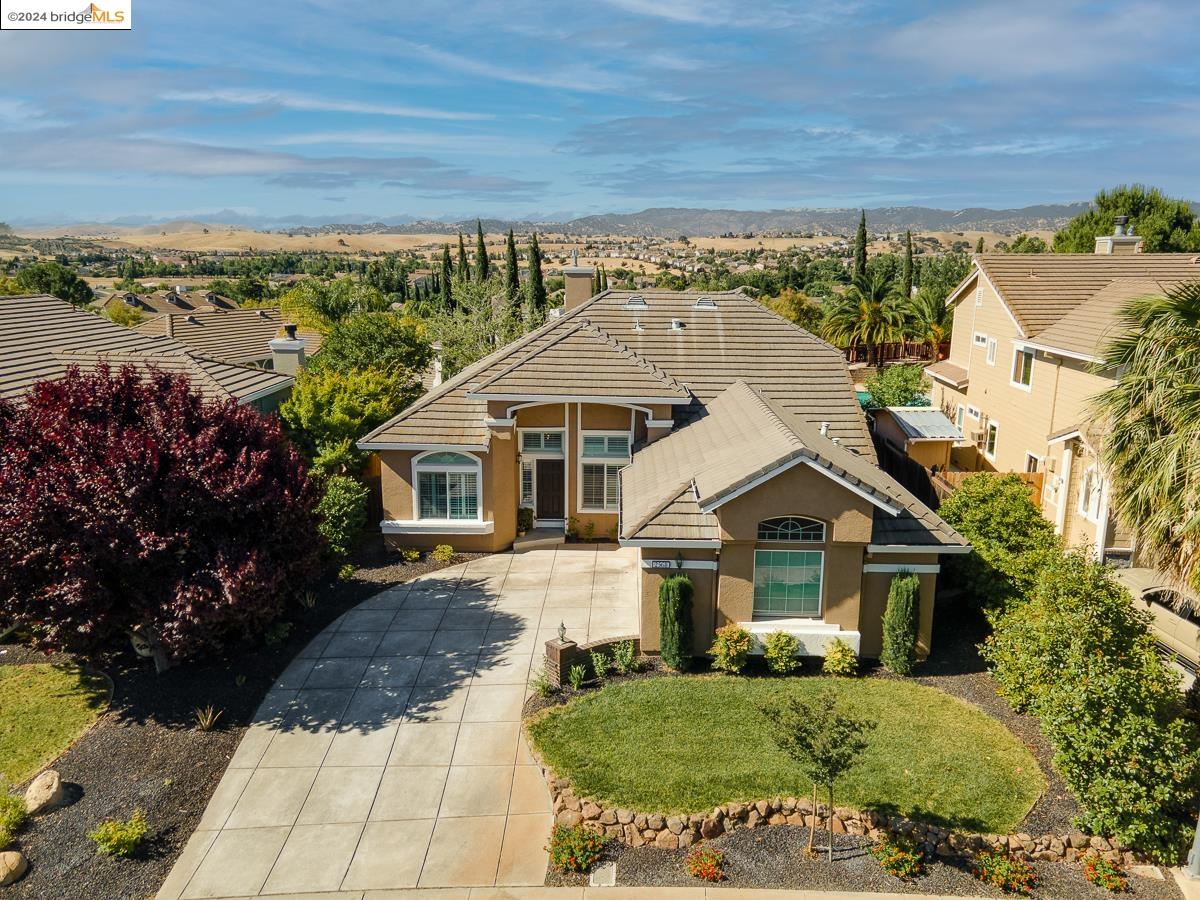 2568 Caddie Ct