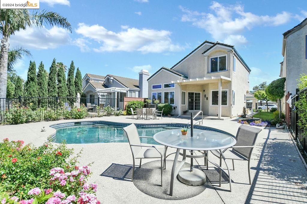 2867 Cherry Hills Dr