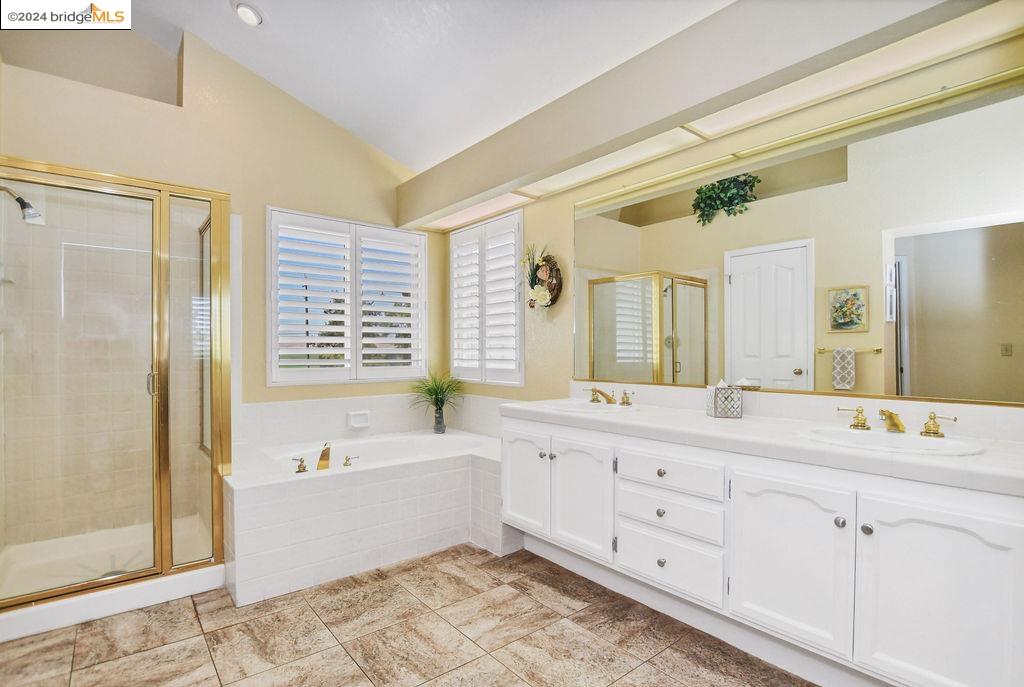 2867 Cherry Hills Dr