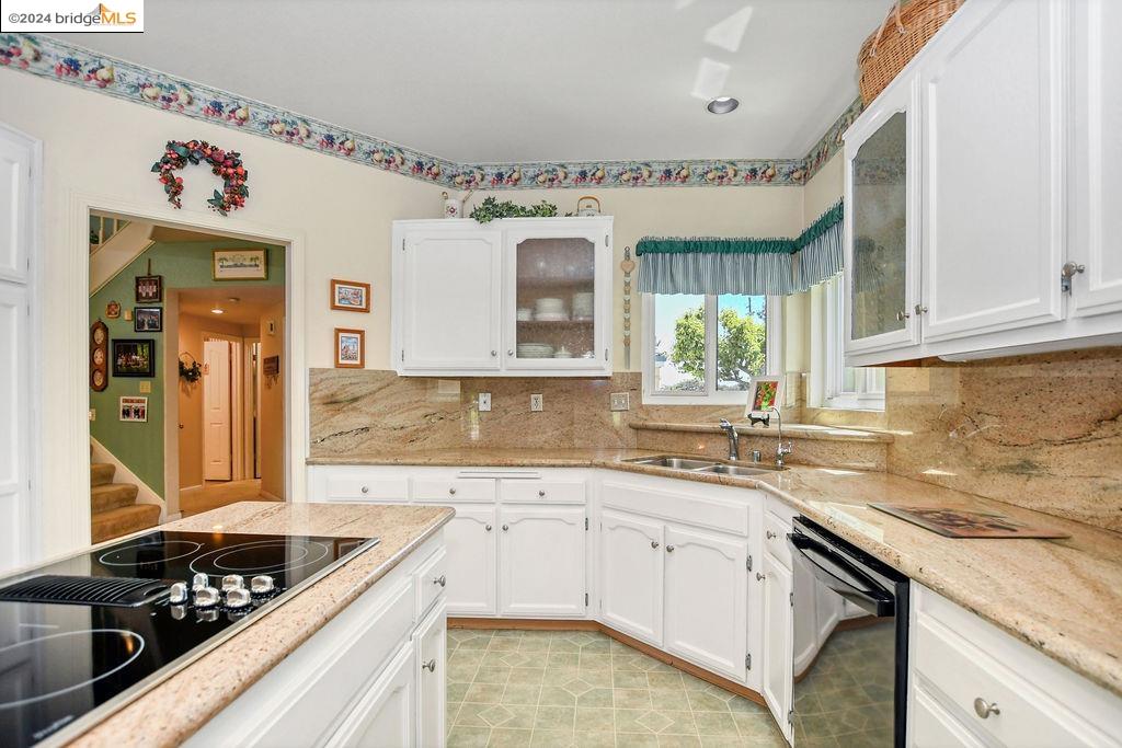 2867 Cherry Hills Dr