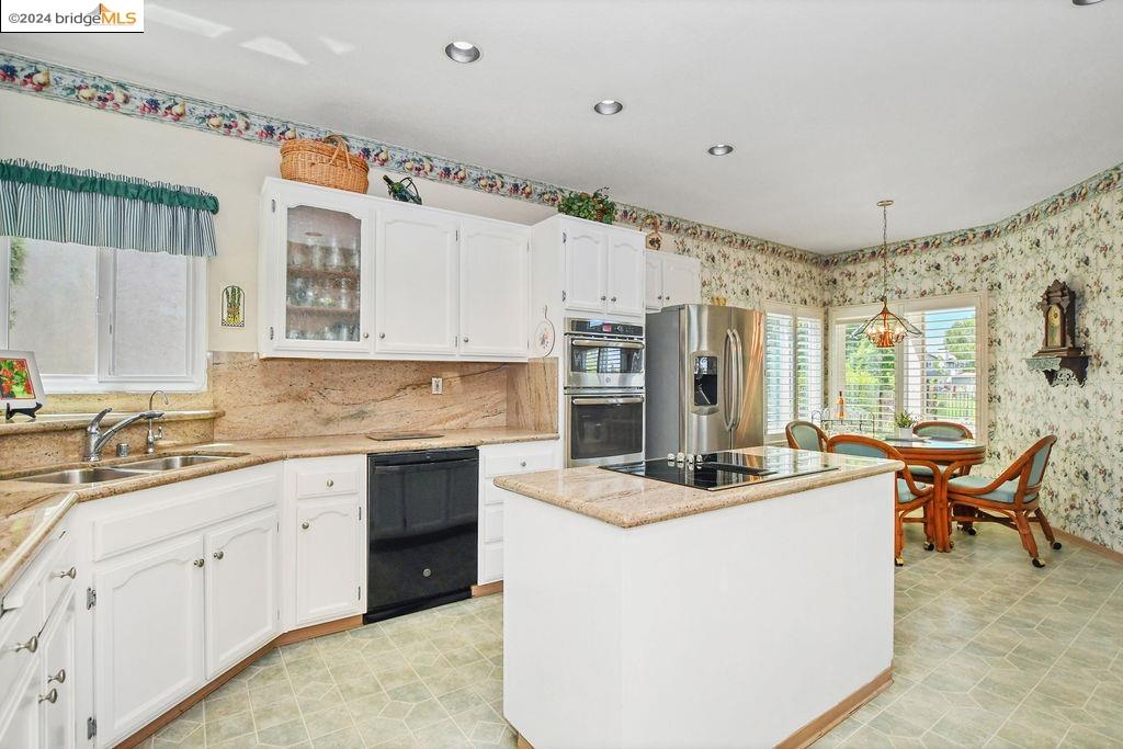 2867 Cherry Hills Dr