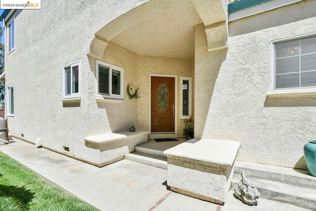 2867 Cherry Hills Dr