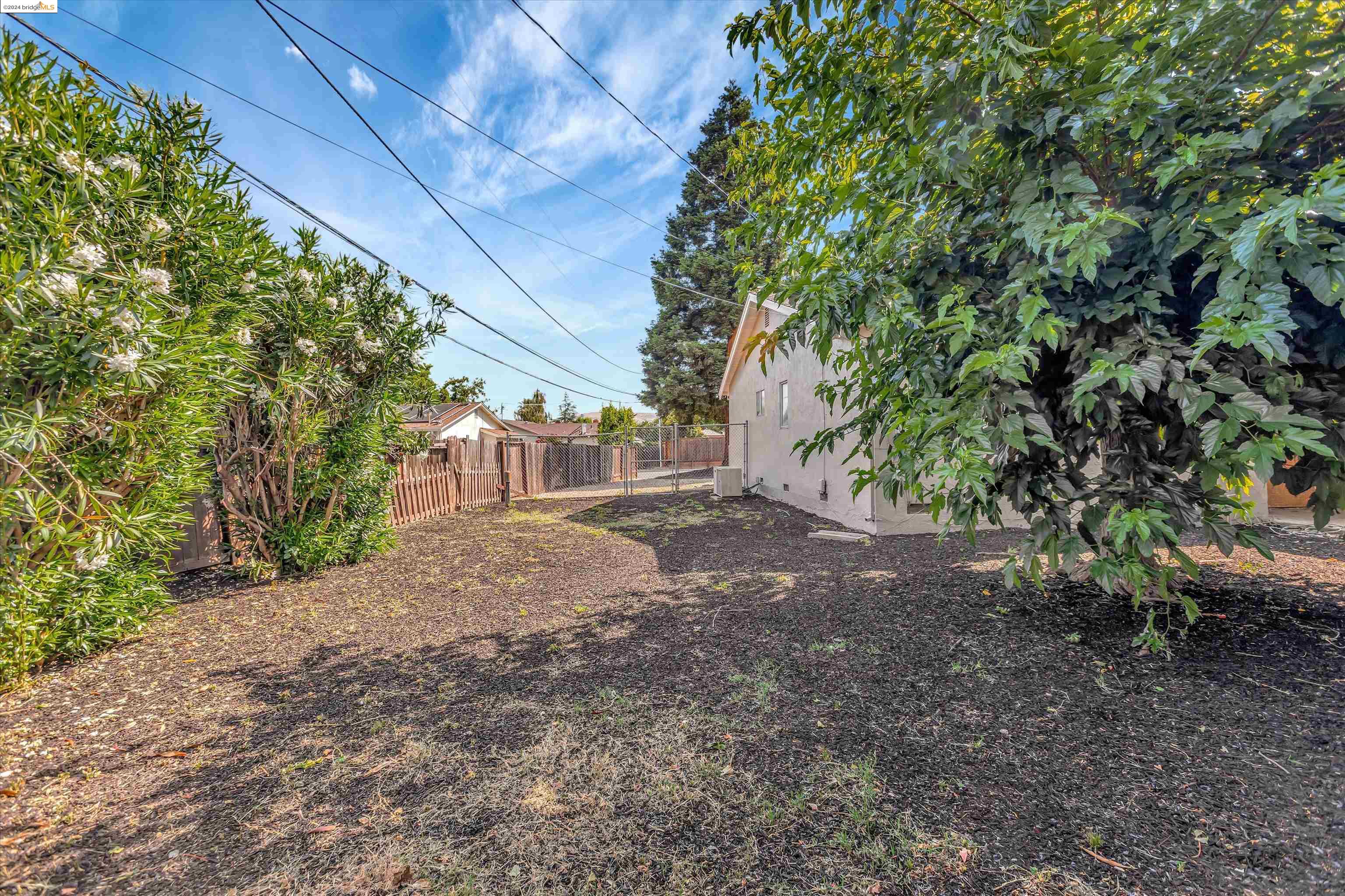4610 Regina Ln