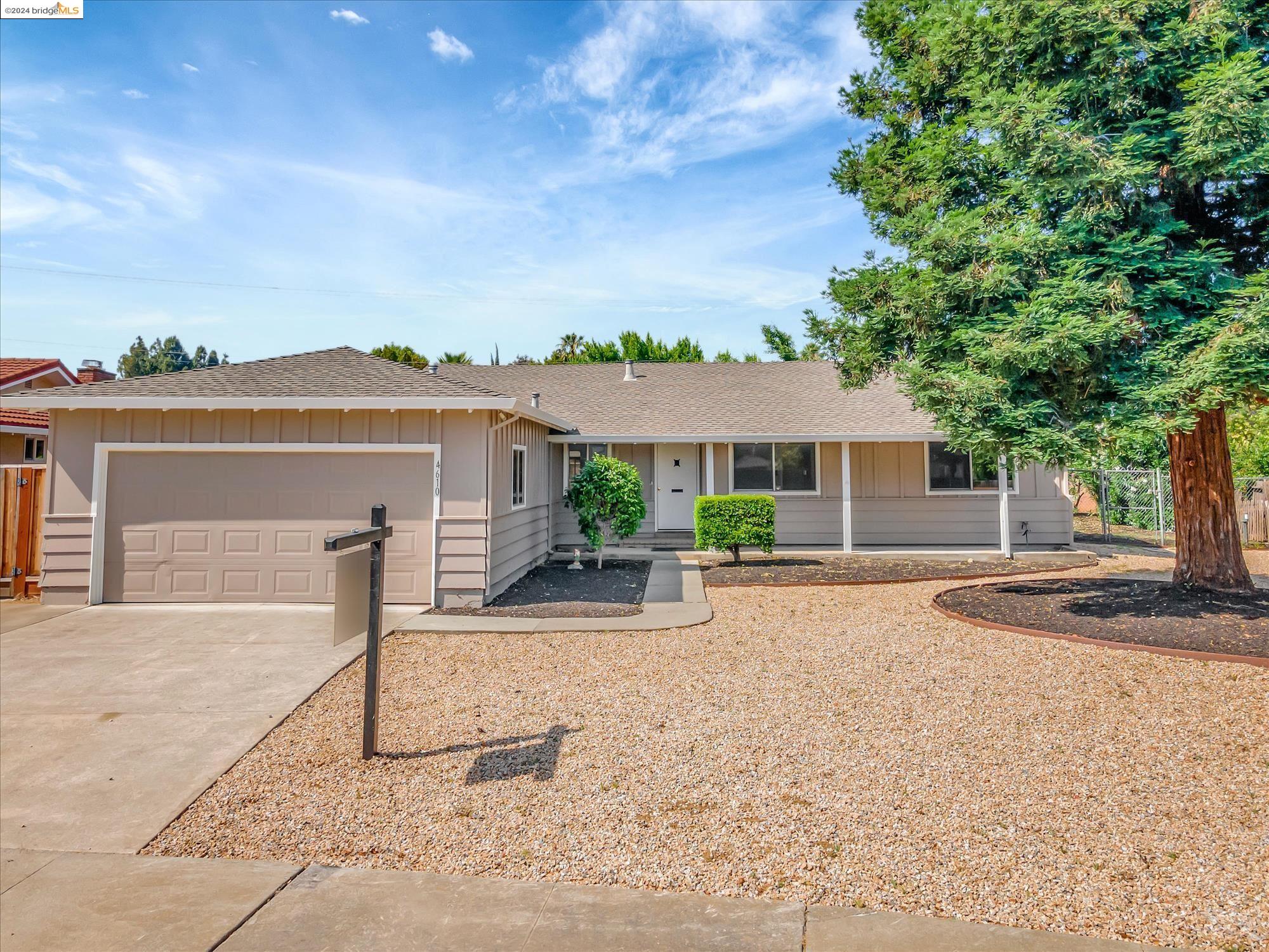 4610 Regina Ln