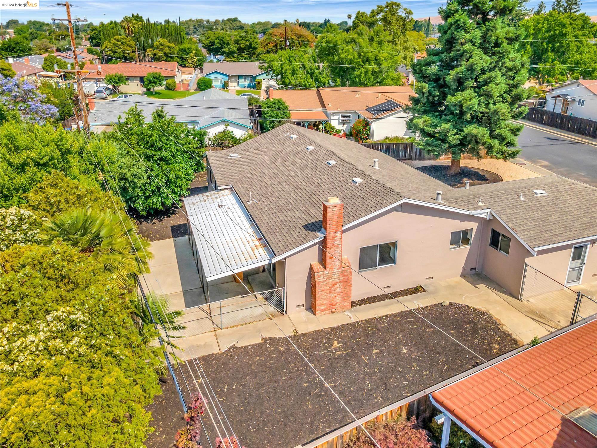 4610 Regina Ln