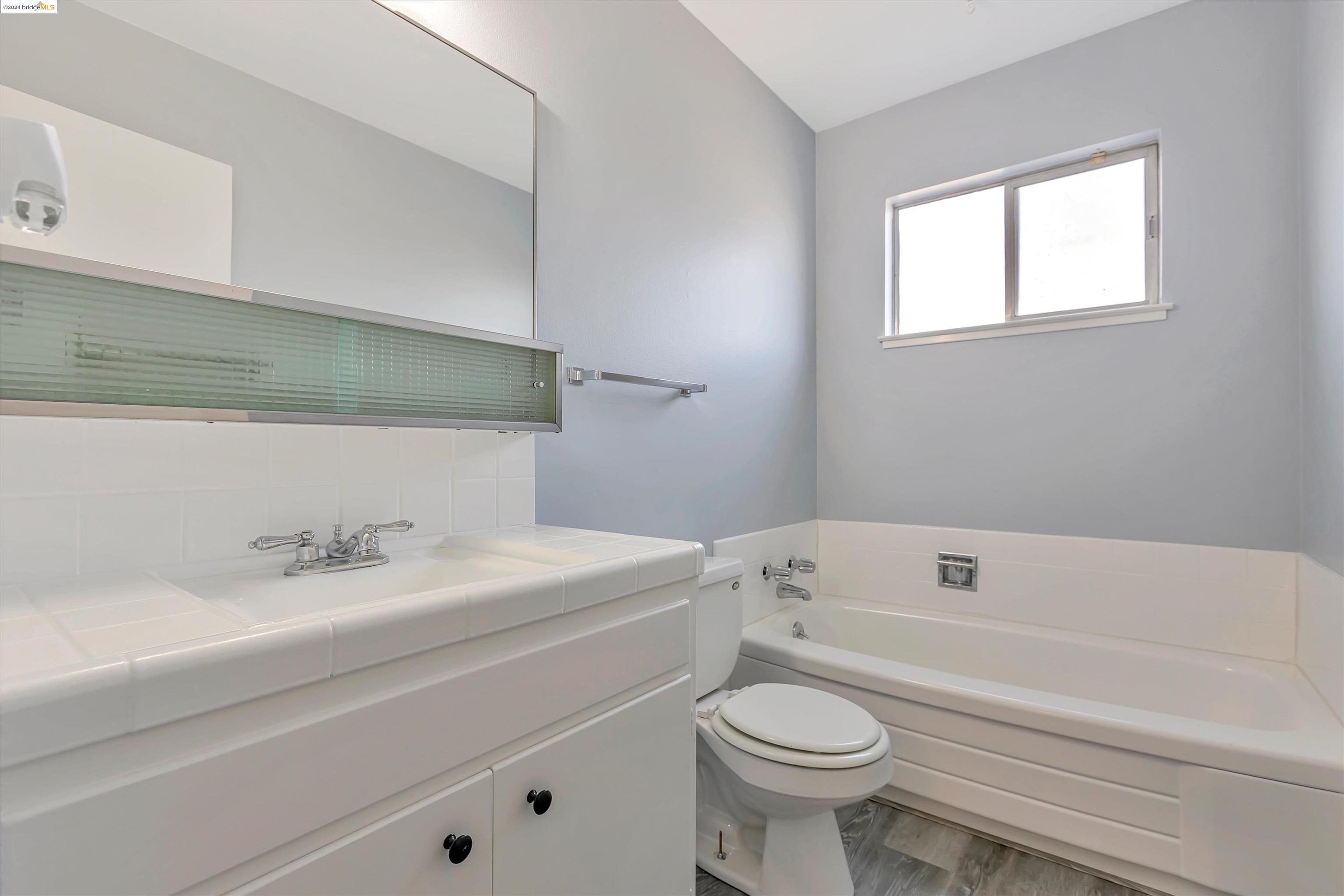 4610 Regina Ln