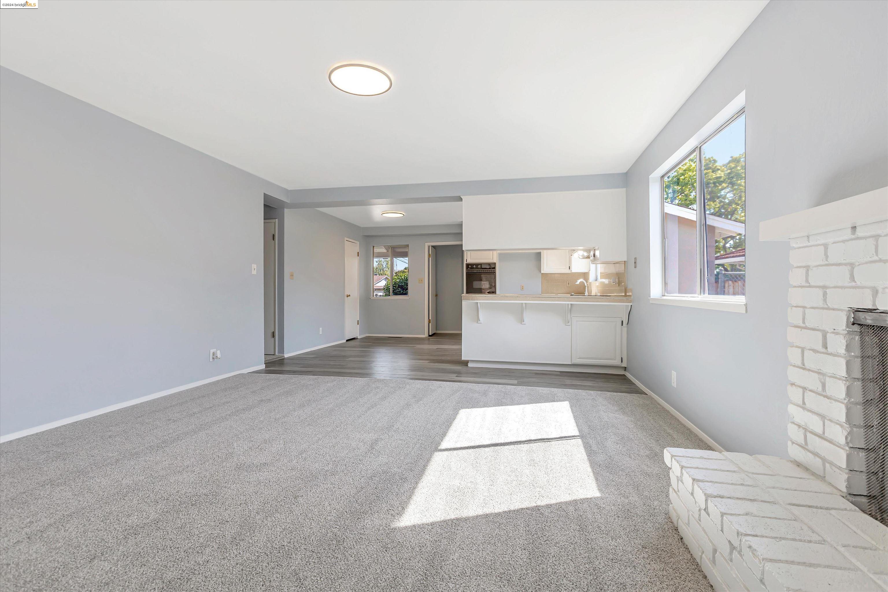 4610 Regina Ln