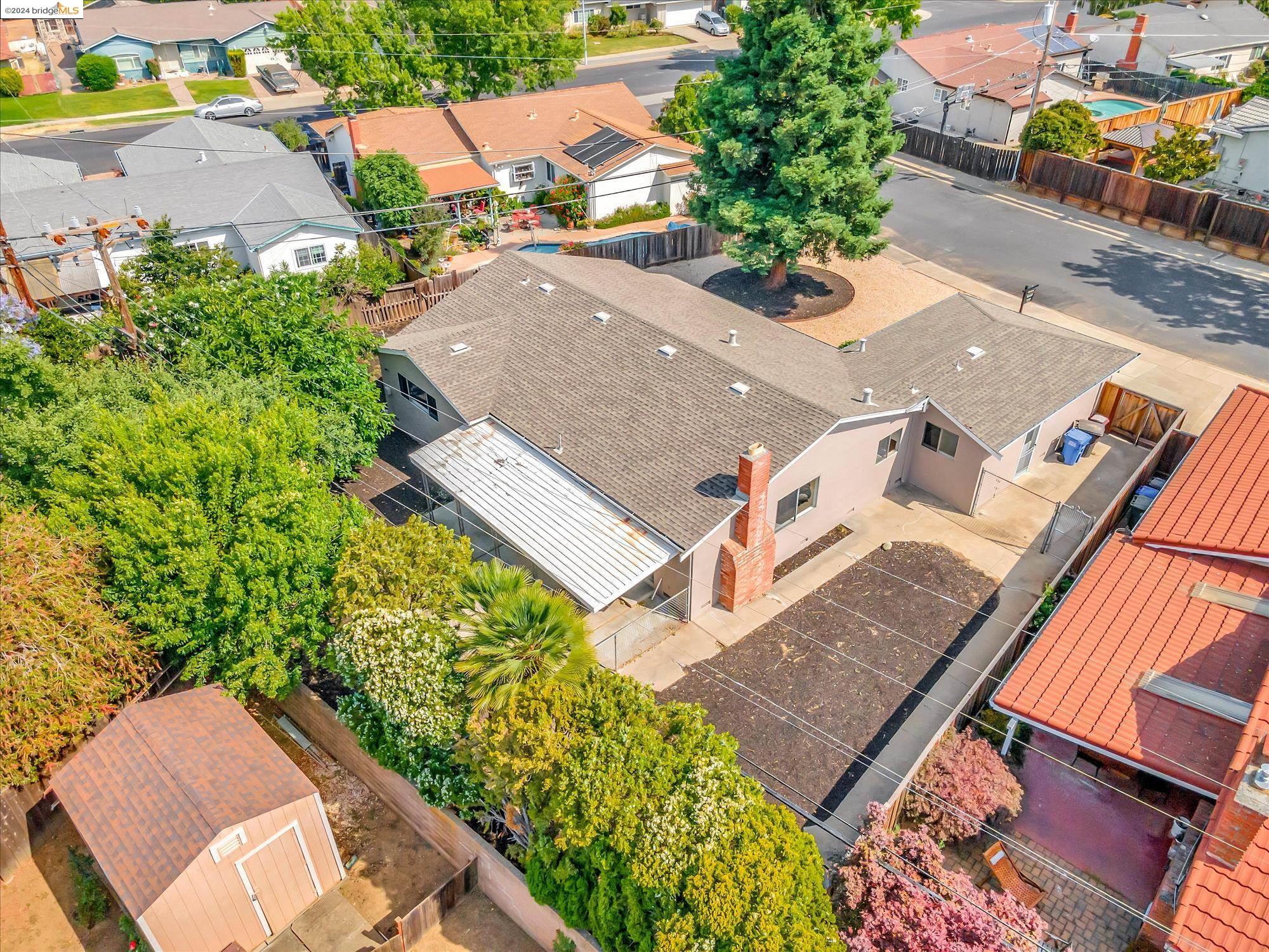 4610 Regina Ln