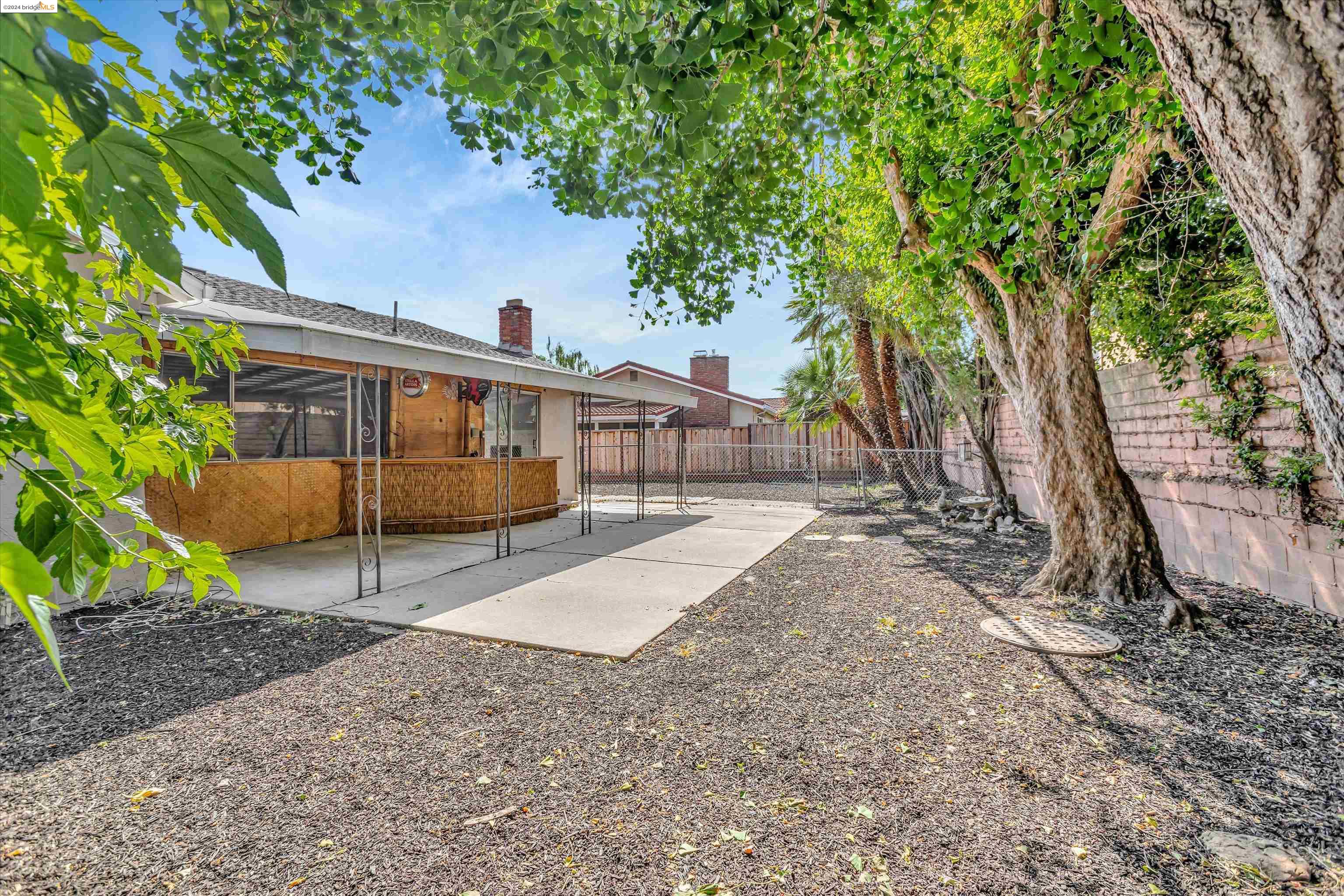 4610 Regina Ln