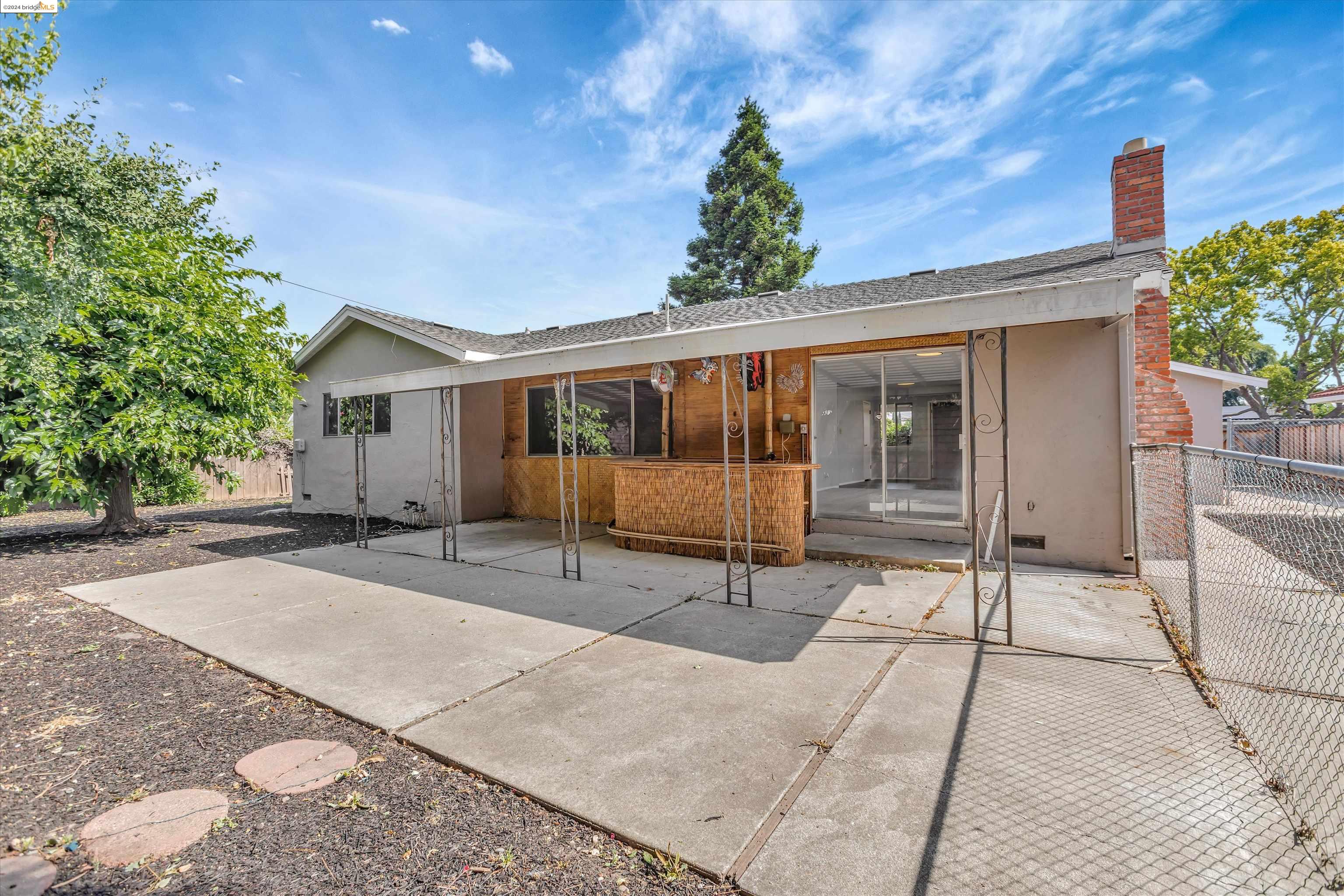 4610 Regina Ln